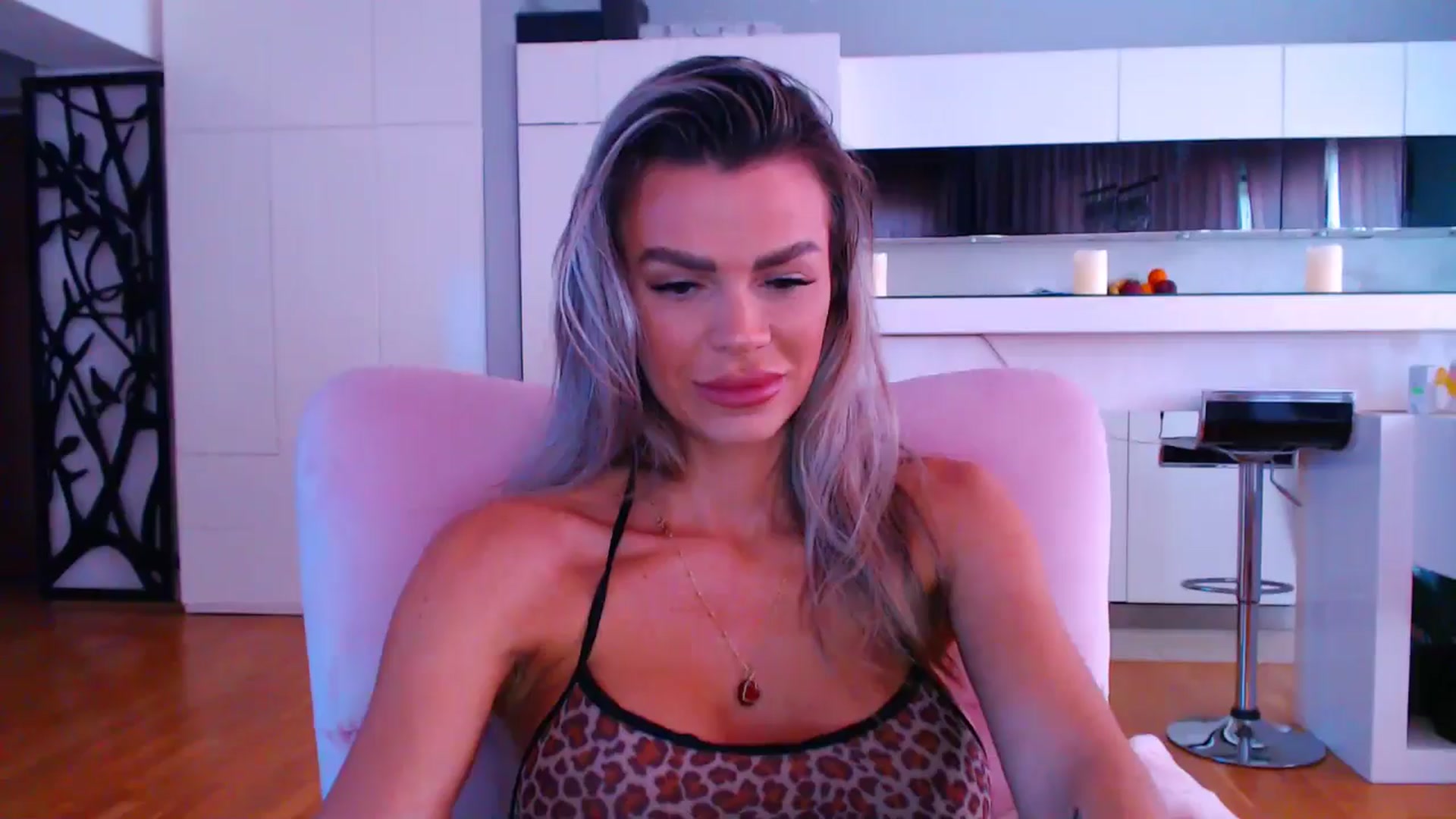 Gallery image thumbnail from D_y_y's myfreecams stream on, 05/07/2024, 05:19 image 18 of 20