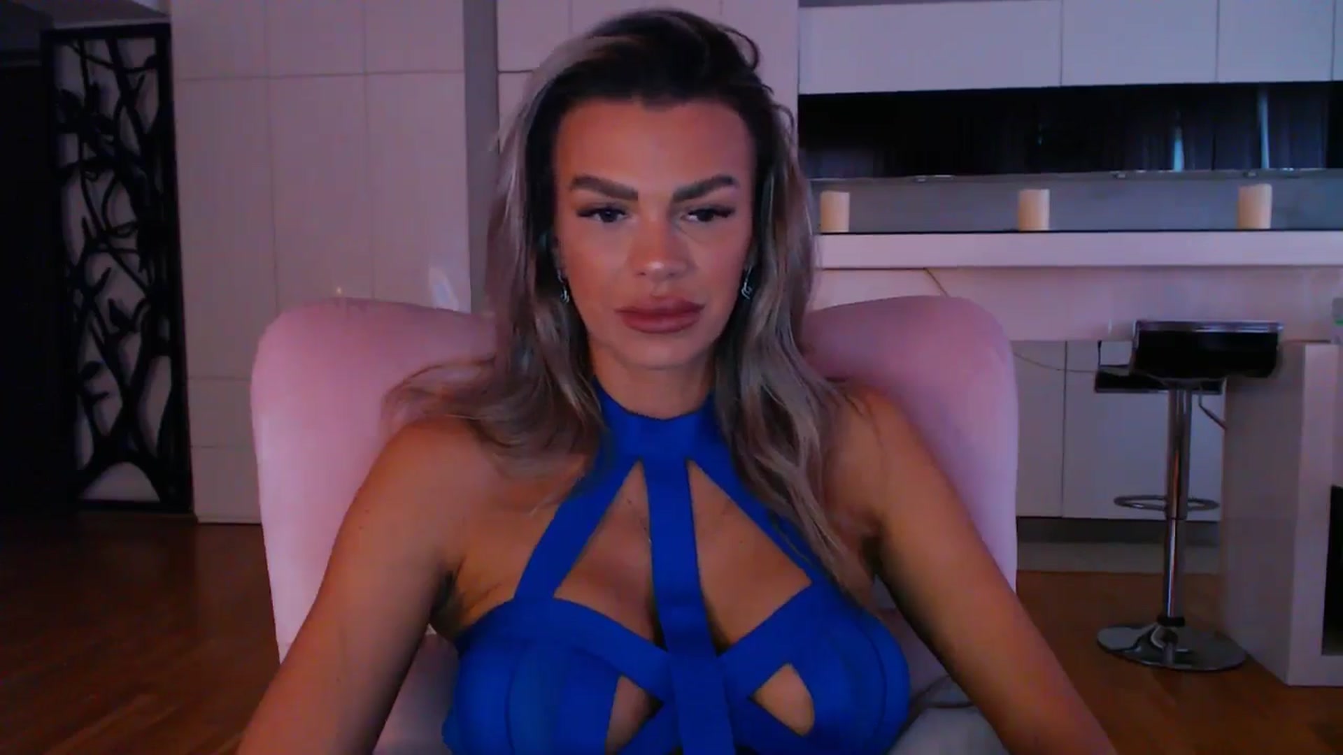 Gallery image thumbnail from D_y_y's myfreecams stream on, 05/10/2024, 04:59 image 5 of 20