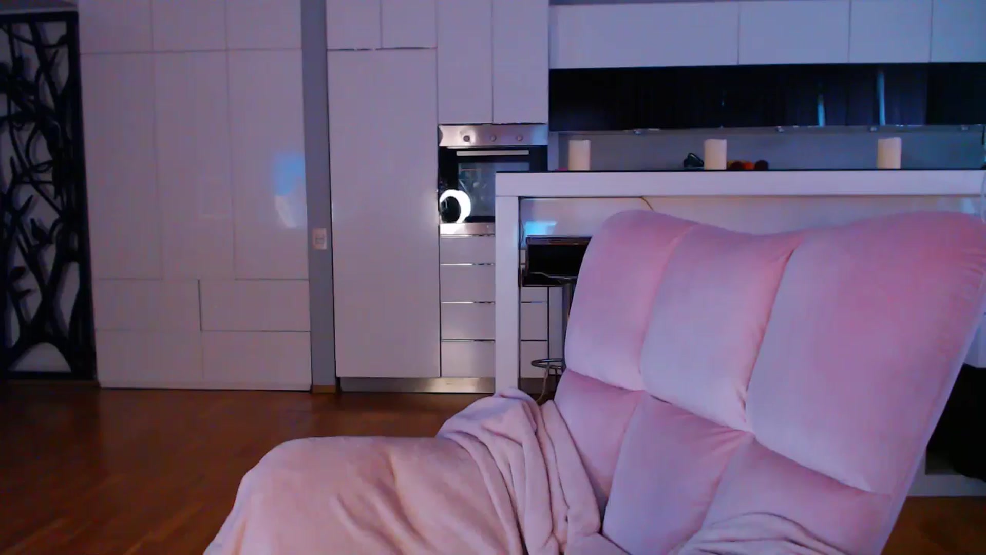 Gallery image thumbnail from D_y_y's myfreecams stream on, 05/13/2024, 05:20 image 6 of 20