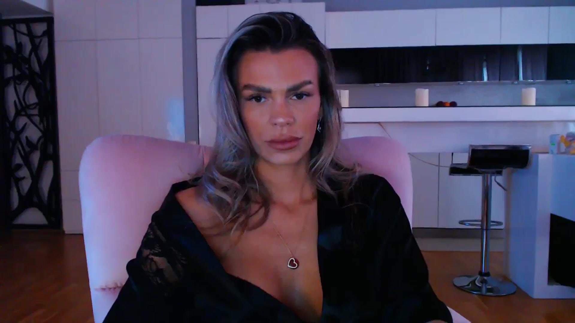 Gallery image thumbnail from D_y_y's myfreecams stream on, 05/15/2024, 05:10 image 19 of 20