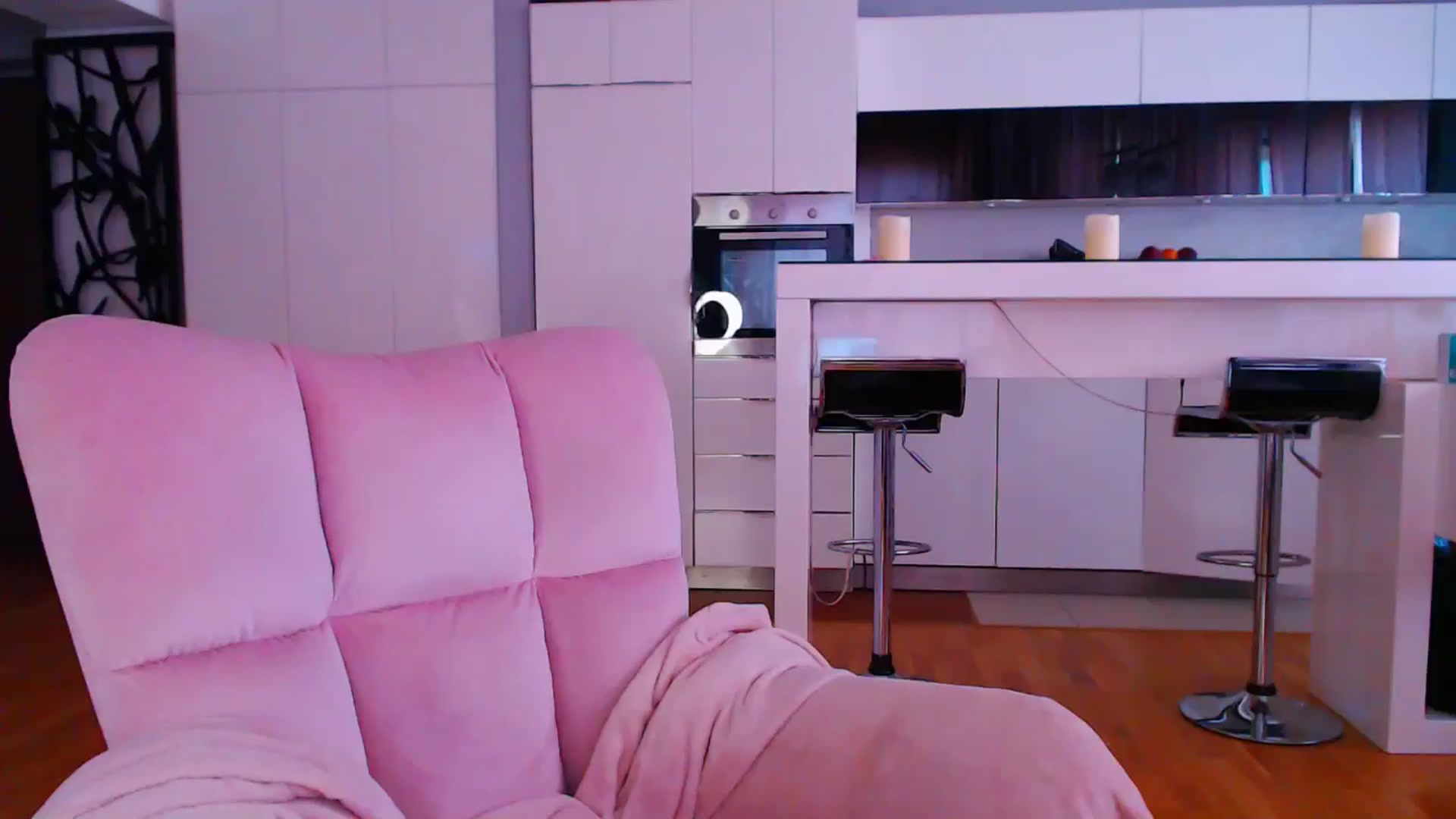 Gallery image thumbnail from D_y_y's myfreecams stream on, 05/16/2024, 04:45 image 9 of 20