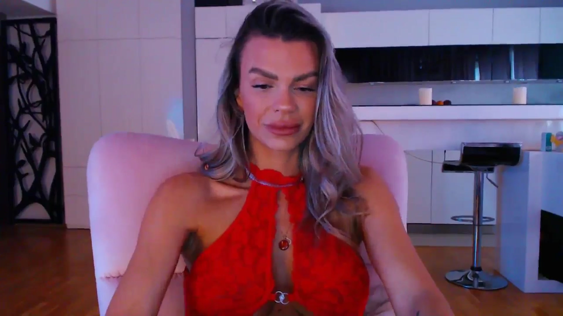 Gallery image thumbnail from D_y_y's myfreecams stream on, 05/17/2024, 05:11 image 13 of 20