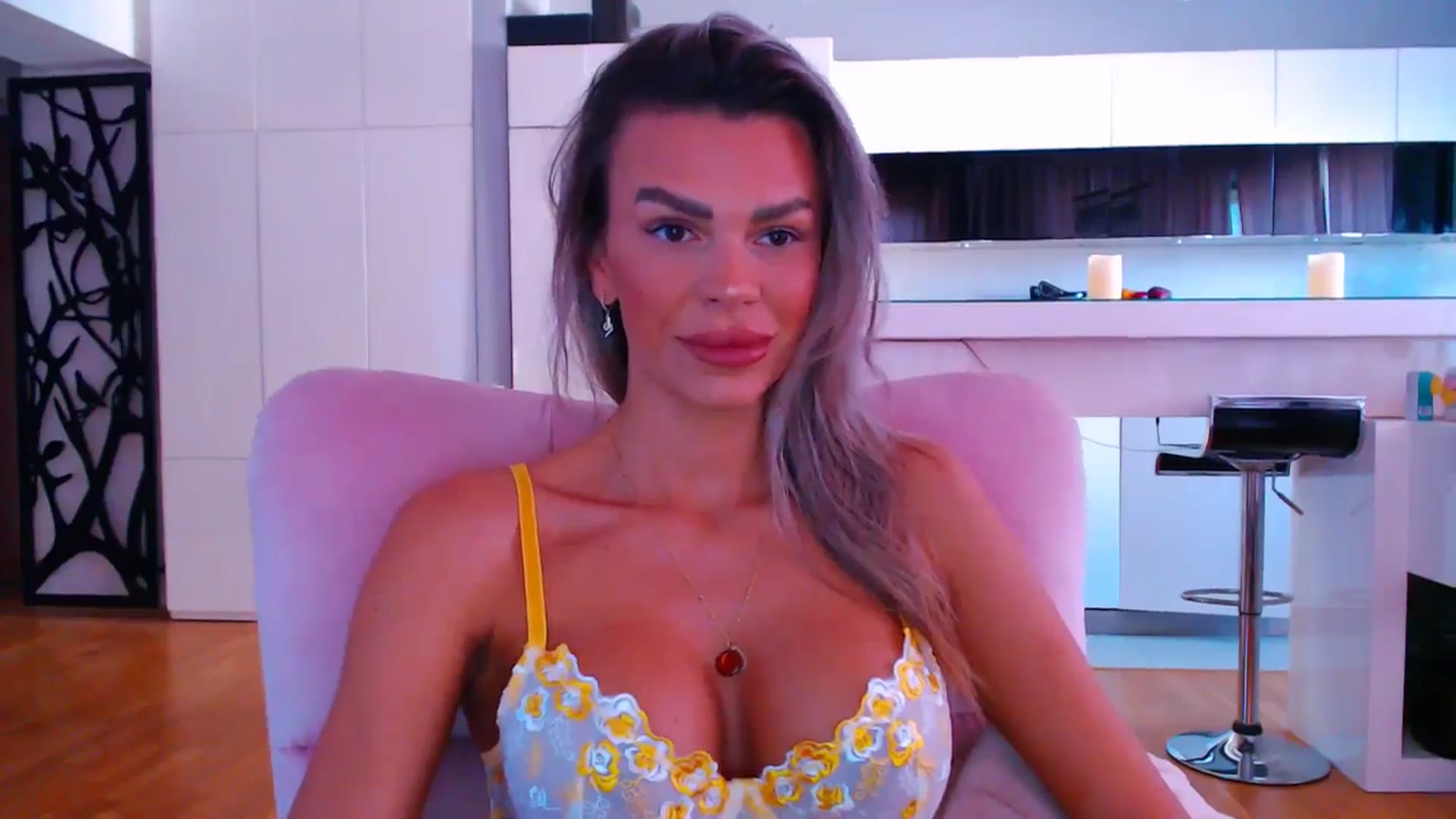 Gallery image thumbnail from D_y_y's myfreecams stream on, 05/21/2024, 05:02 image 4 of 20