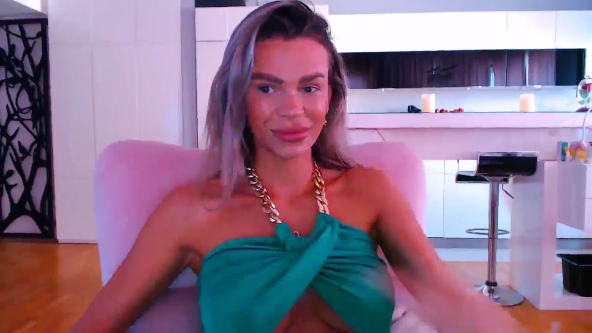 Gallery image thumbnail from D_y_y's myfreecams stream on, 06/03/2024, 05:16 image 5 of 20