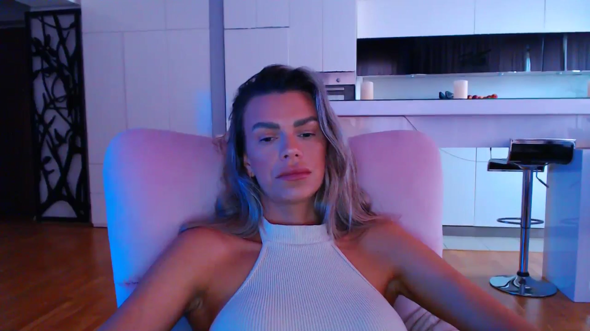 Gallery image thumbnail from D_y_y's myfreecams stream on, 06/04/2024, 04:38 image 19 of 20