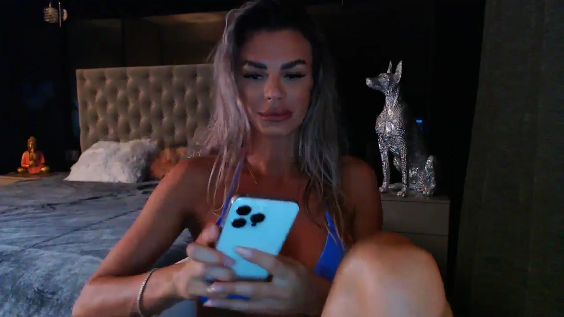 Gallery image thumbnail from D_y_y's myfreecams stream on, 06/08/2024, 05:40 image 10 of 20