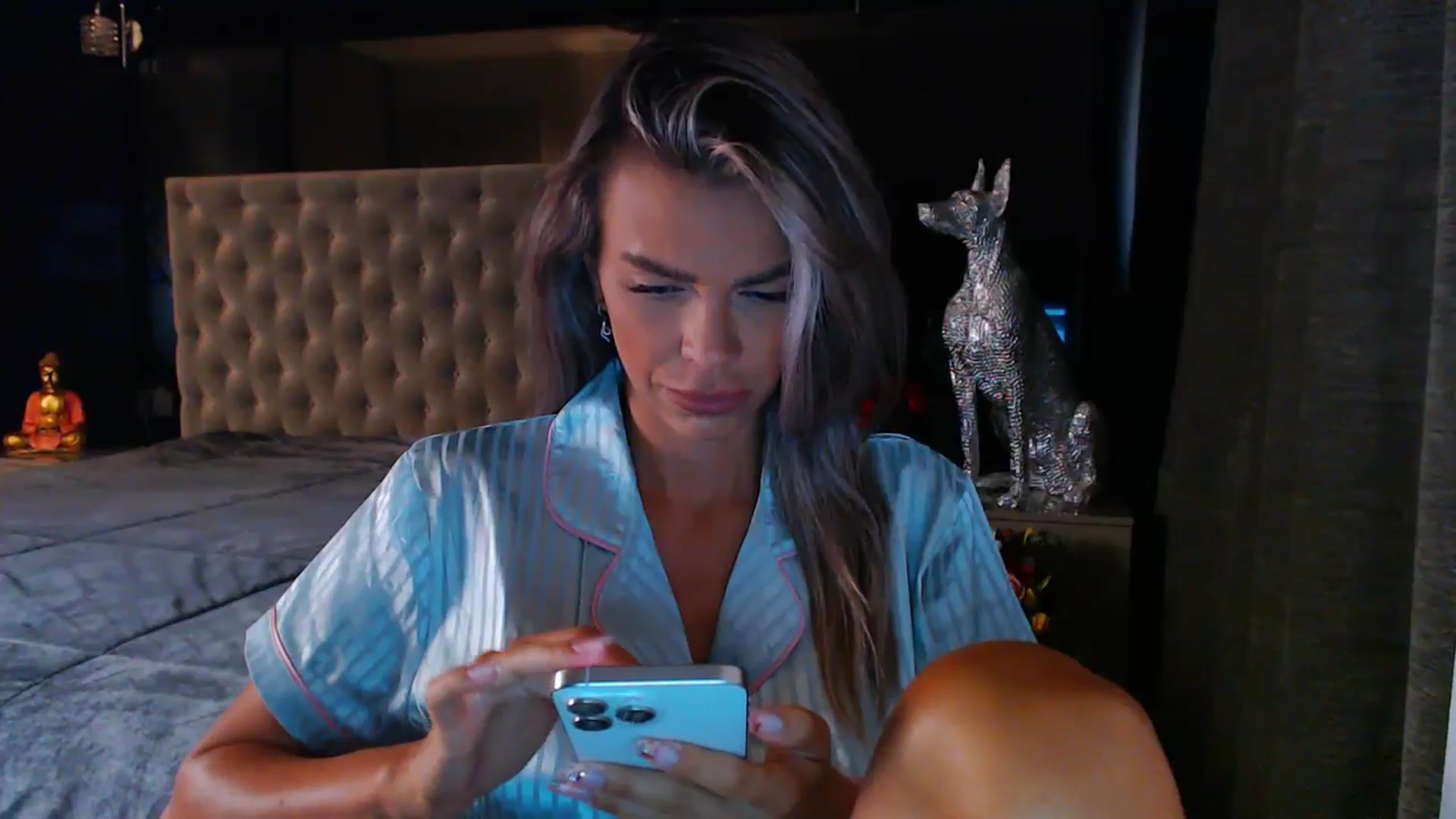 Gallery image thumbnail from D_y_y's myfreecams stream on, 07/22/2024, 06:39 image 8 of 20