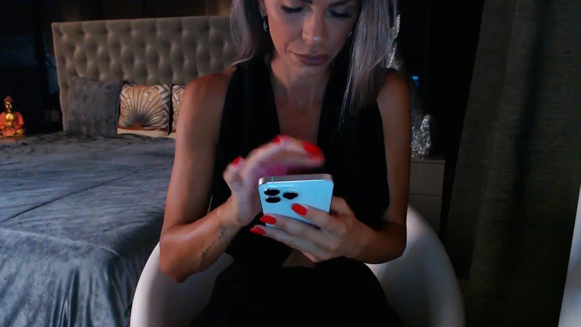 Gallery image thumbnail from D_y_y's myfreecams stream on, 08/03/2024, 03:46 image 13 of 20