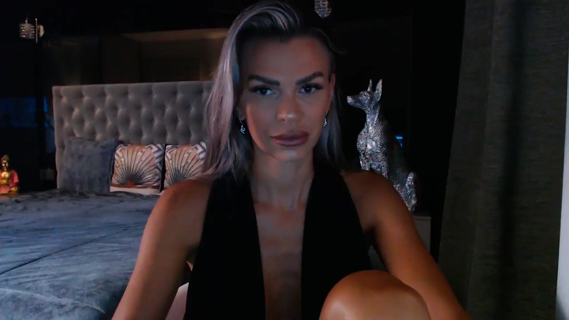 Gallery image thumbnail from D_y_y's myfreecams stream on, 08/03/2024, 03:46 image 2 of 20