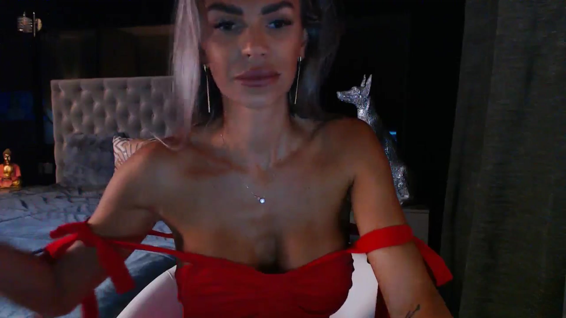 Gallery image thumbnail from D_y_y's myfreecams stream on, 08/28/2024, 05:42 image 12 of 20