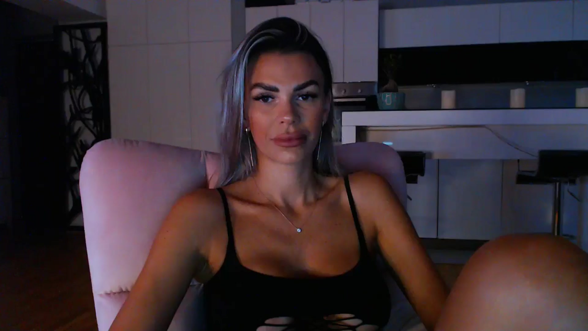 Gallery image thumbnail from D_y_y's myfreecams stream on, 09/12/2024, 04:42 image 11 of 20