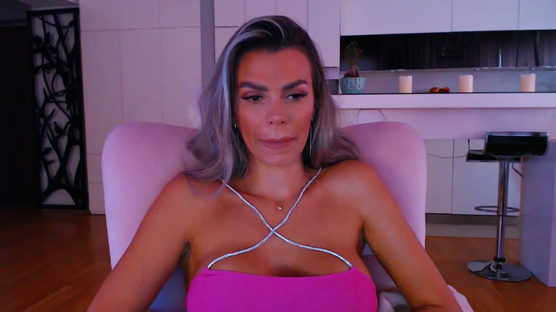 Gallery image thumbnail from D_y_y's myfreecams stream on, 09/22/2024, 04:54 image 17 of 20