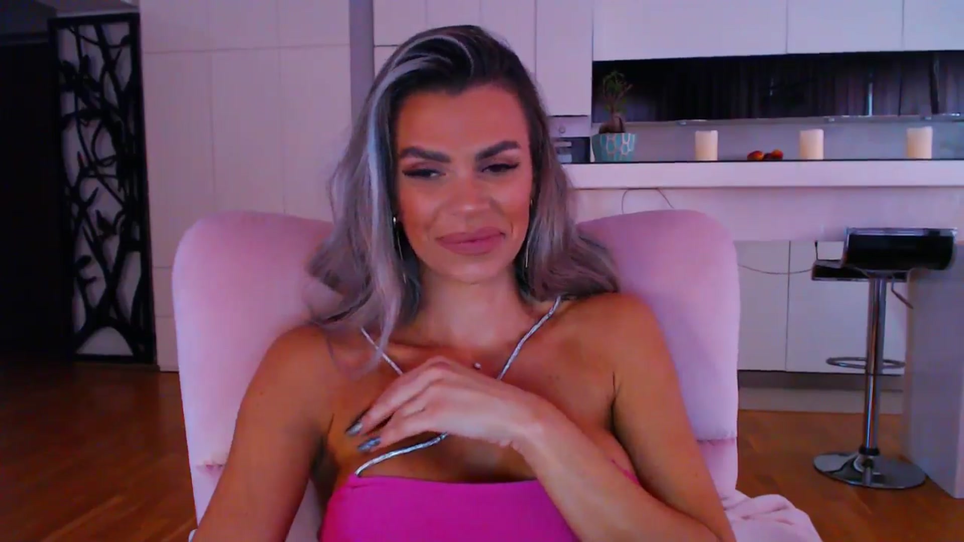 Gallery image thumbnail from D_y_y's myfreecams stream on, 09/22/2024, 04:54 image 19 of 20