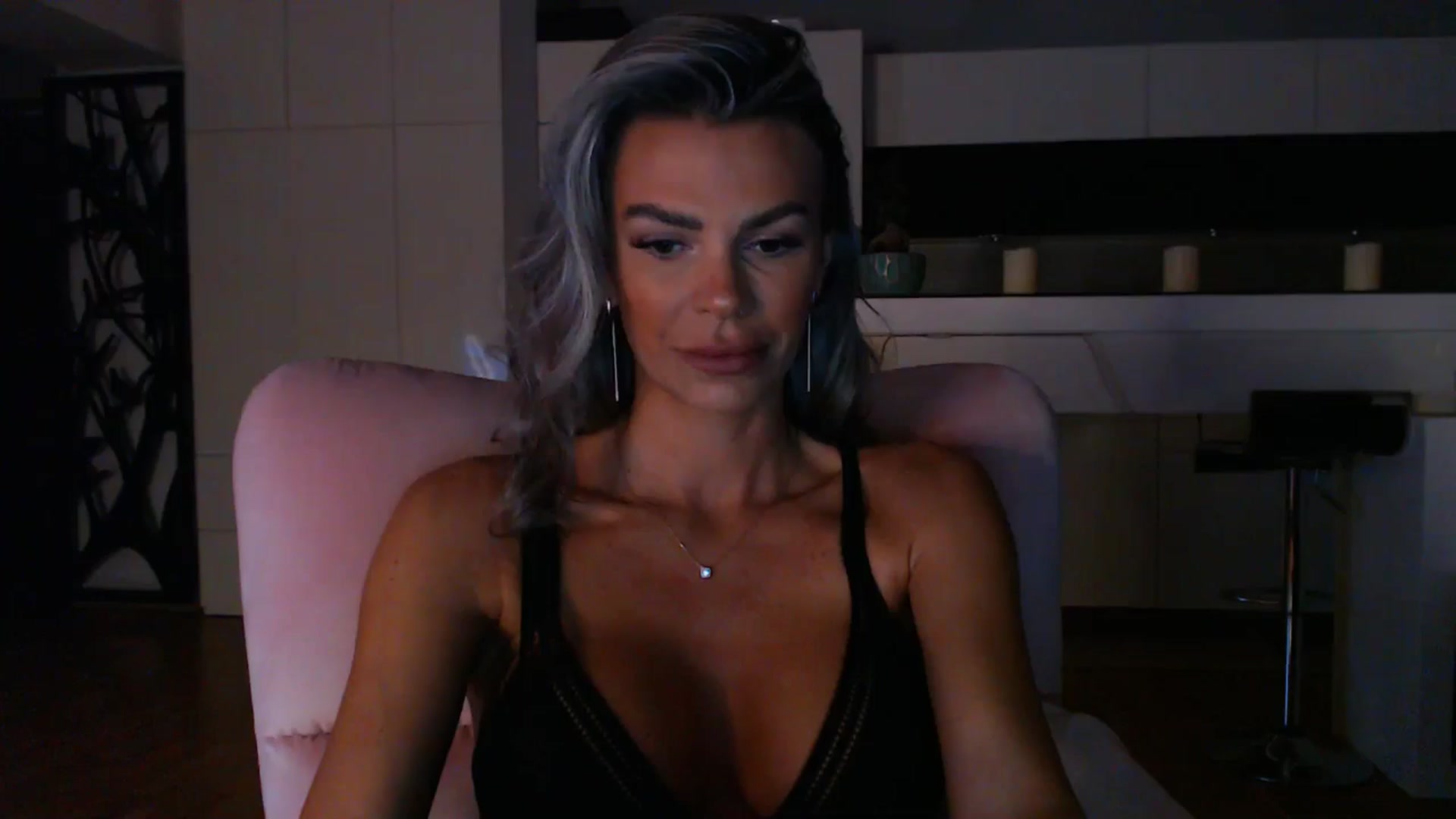 Gallery image thumbnail from D_y_y's myfreecams stream on, 10/05/2024, 05:31 image 3 of 20