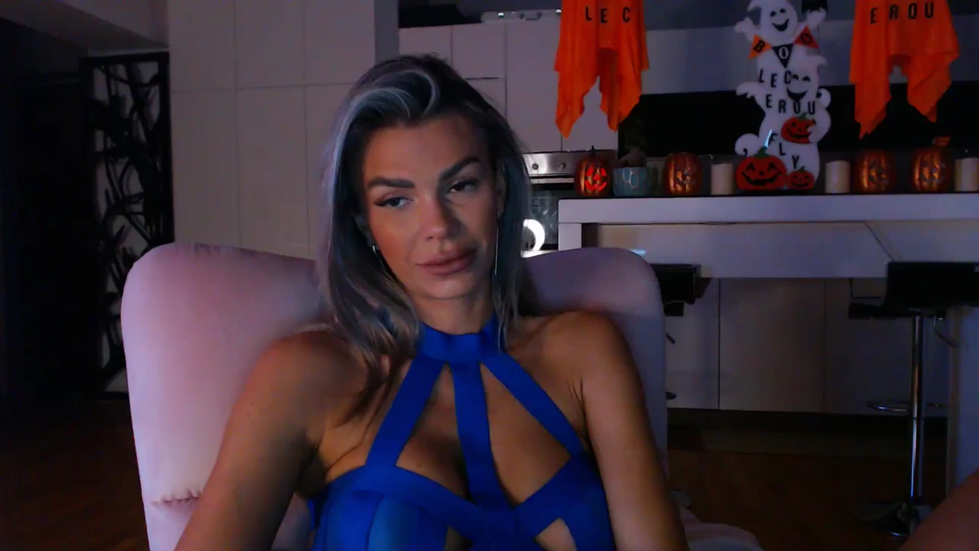 Gallery image thumbnail from D_y_y's myfreecams stream on, 10/10/2024, 05:20 image 3 of 20