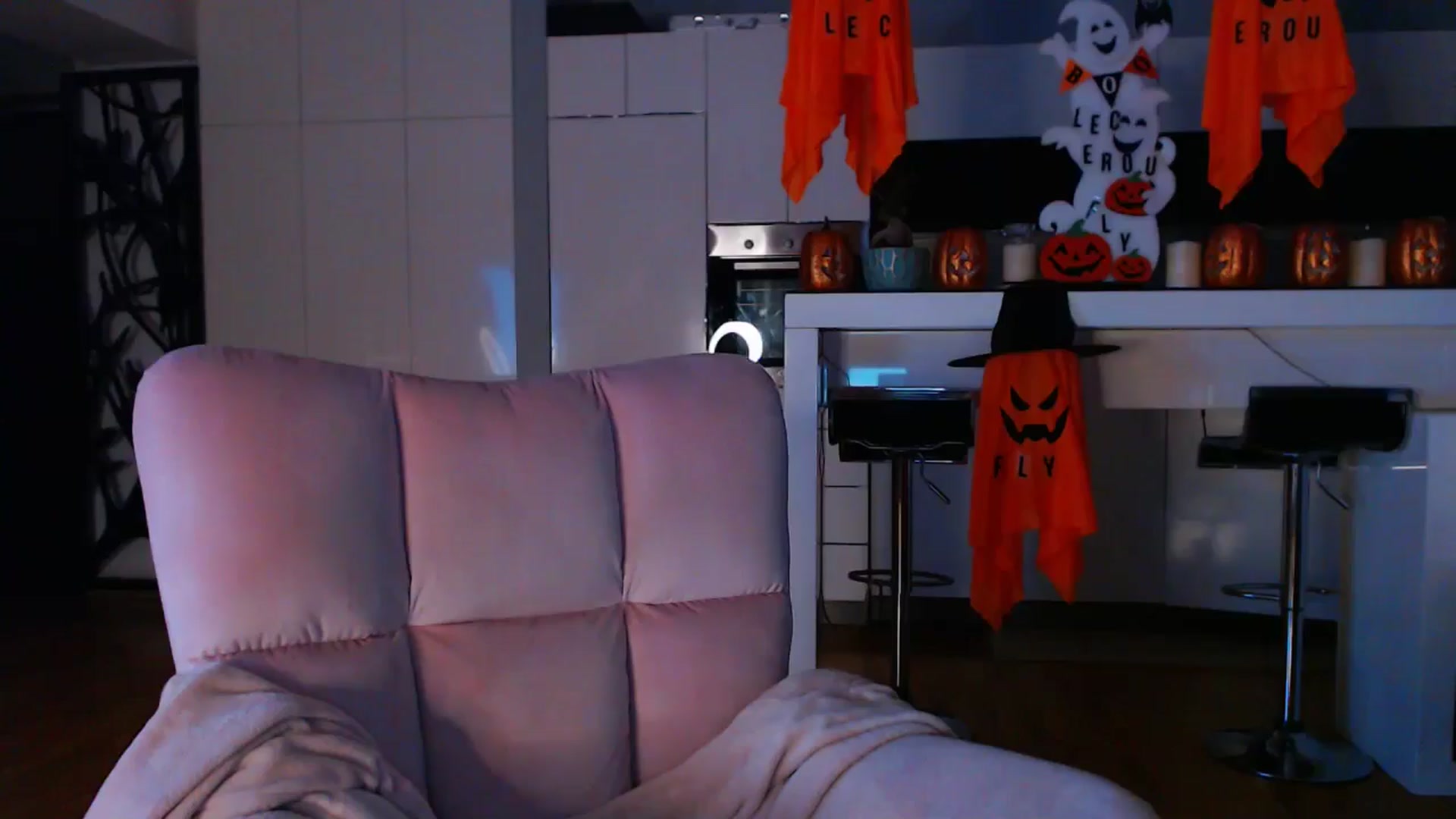 Gallery image thumbnail from D_y_y's myfreecams stream on, 10/11/2024, 05:04 image 1 of 20