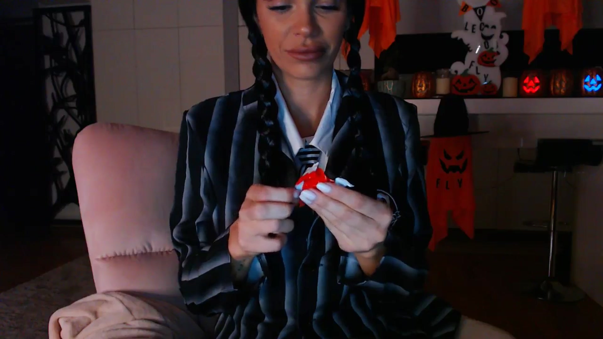 Gallery image thumbnail from D_y_y's myfreecams stream on, 11/01/2024, 05:11 image 7 of 20
