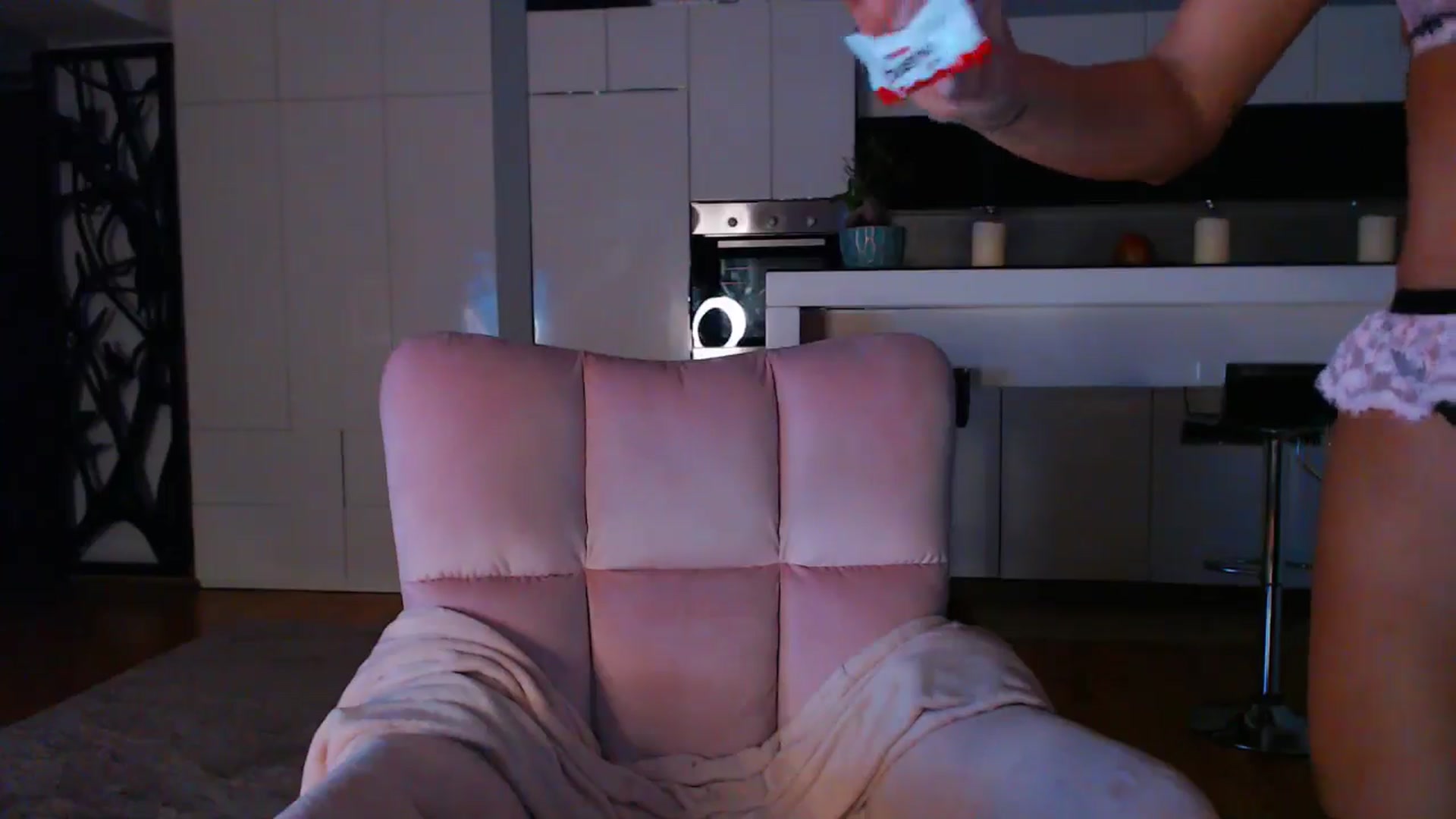 Gallery image thumbnail from D_y_y's myfreecams stream on, 11/12/2024, 06:03 image 6 of 20