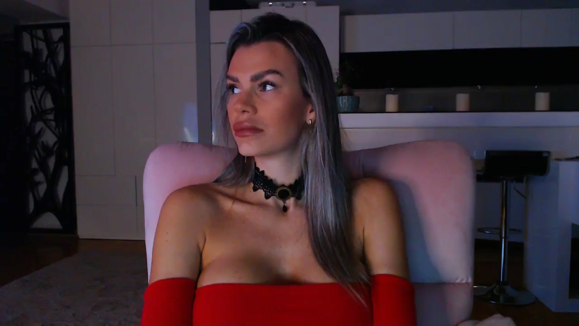 Gallery image thumbnail from D_y_y's myfreecams stream on, 11/15/2024, 05:28 image 14 of 20