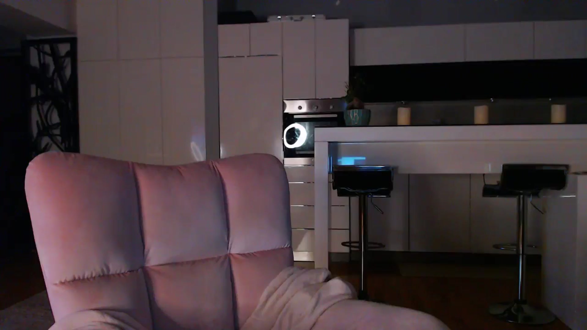 Gallery image thumbnail from D_y_y's myfreecams stream on, 11/17/2024, 05:41 image 11 of 20