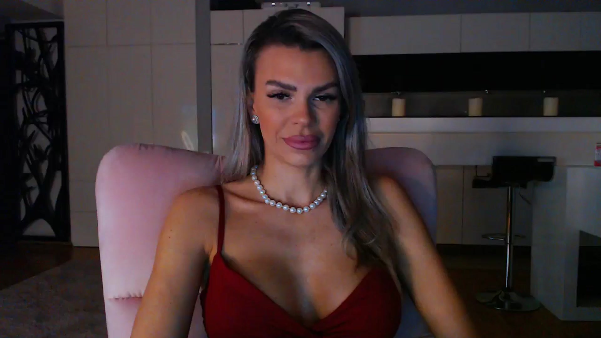 Gallery image thumbnail from D_y_y's myfreecams stream on, 11/23/2024, 04:05 image 14 of 20