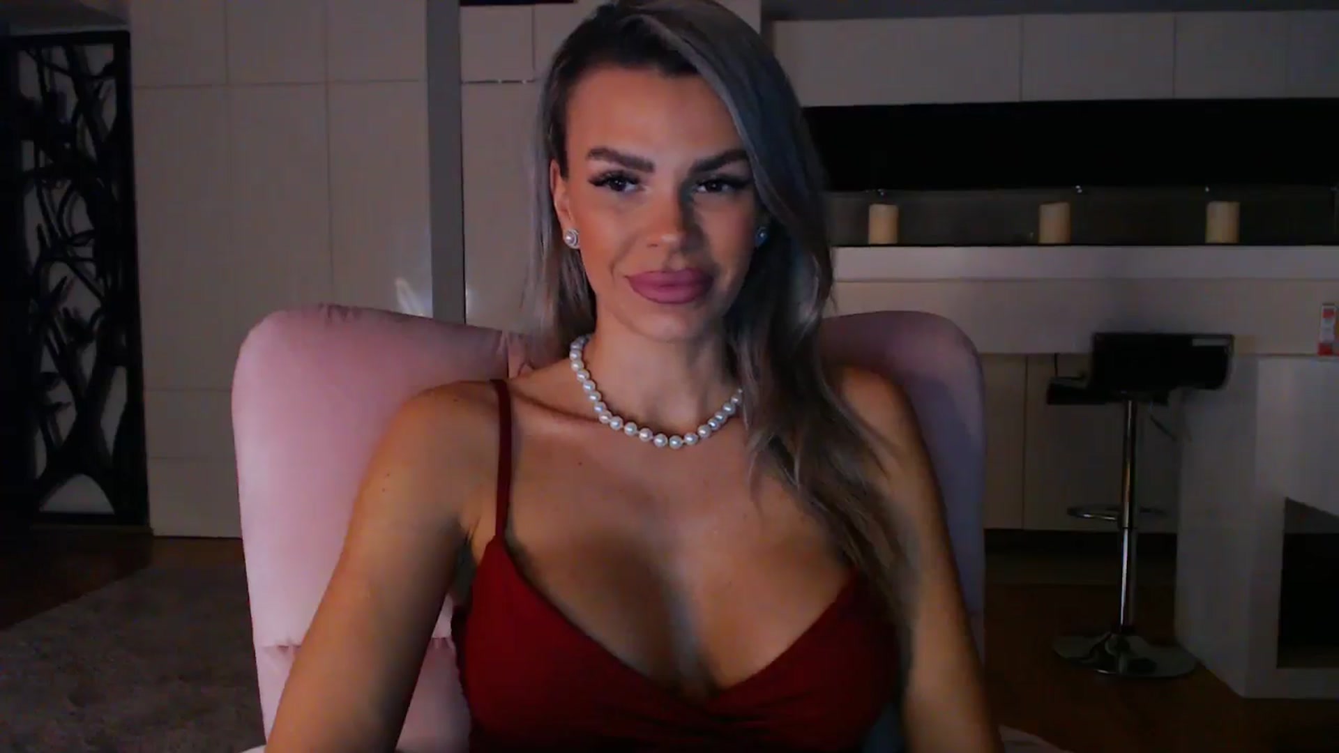 Gallery image thumbnail from D_y_y's myfreecams stream on, 11/23/2024, 04:05 image 3 of 20