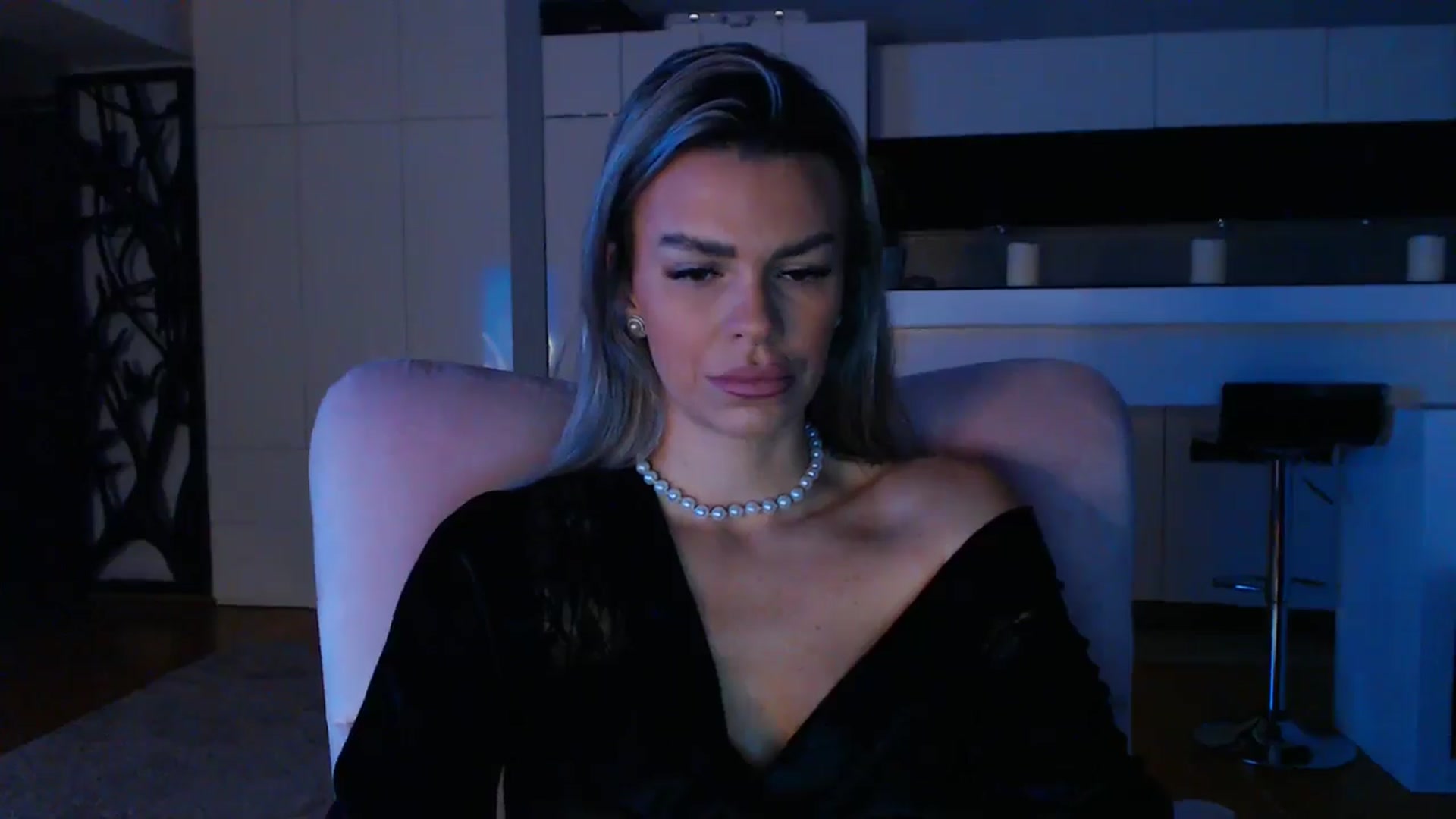 Gallery image thumbnail from D_y_y's myfreecams stream on, 12/03/2024, 05:51 image 19 of 20