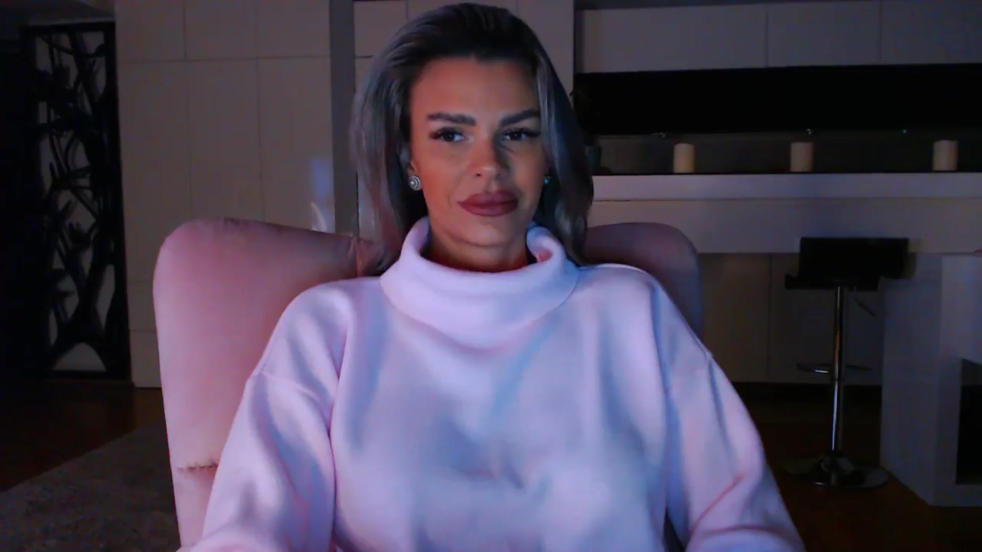 Gallery image thumbnail from D_y_y's myfreecams stream on, 12/05/2024, 05:02 image 16 of 20
