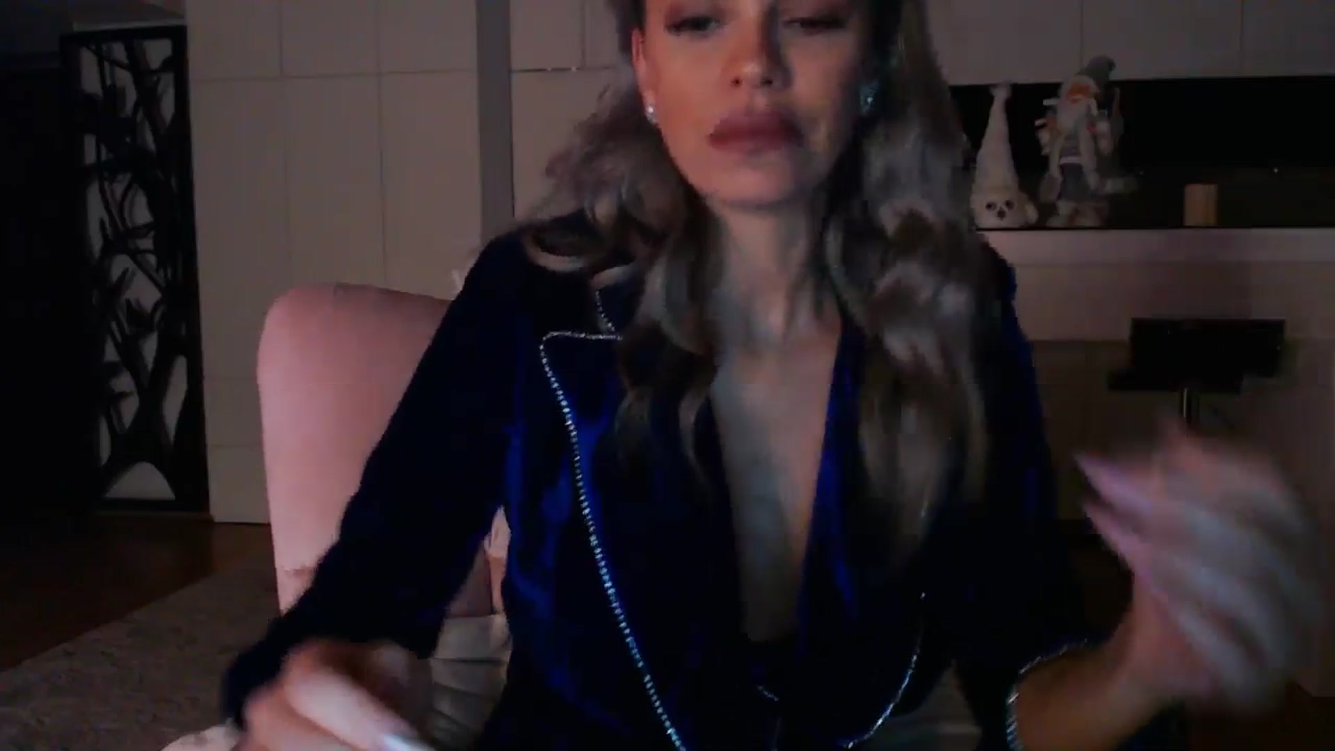 Gallery image thumbnail from D_y_y's myfreecams stream on, 12/06/2024, 05:49 image 5 of 20