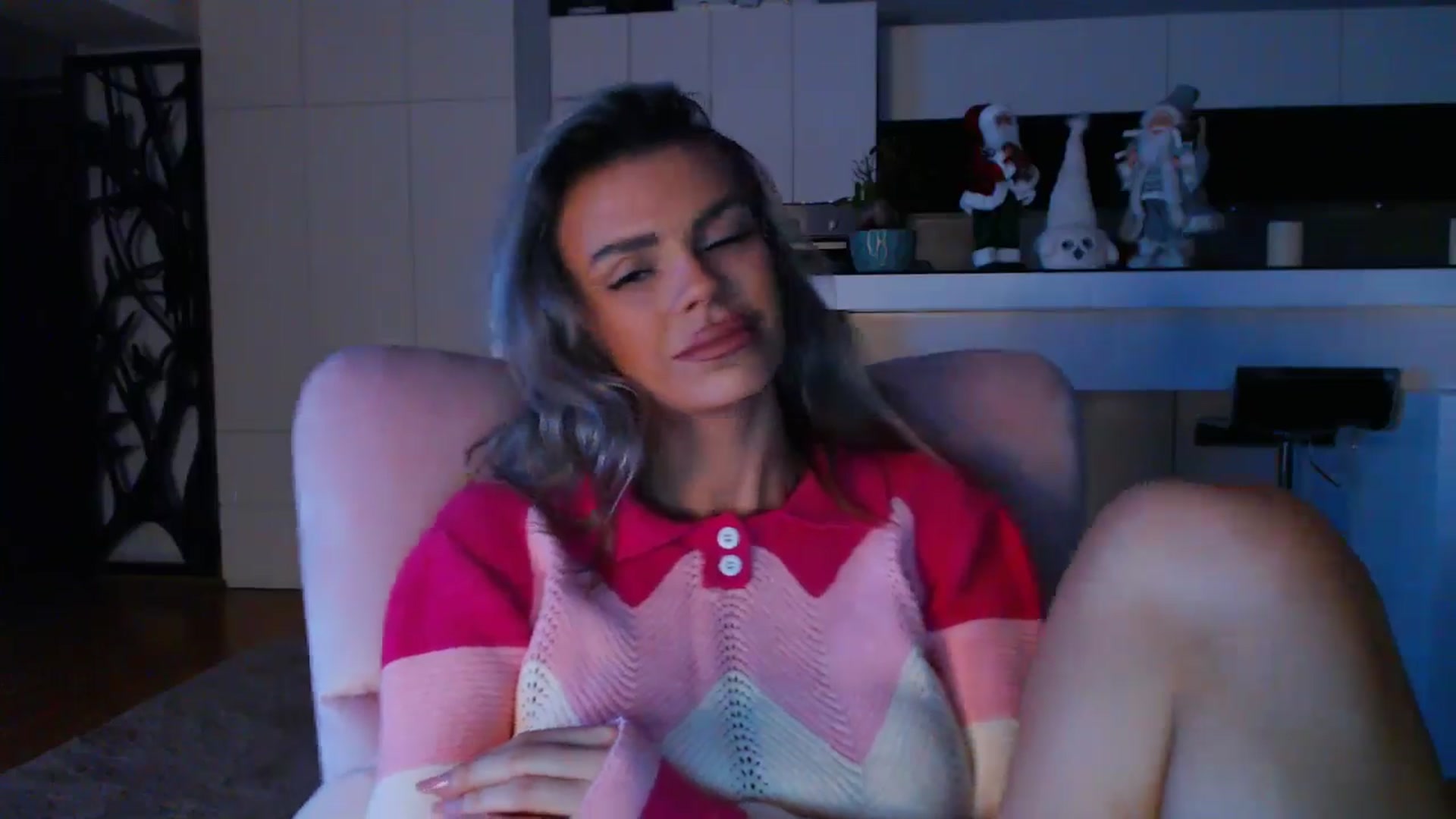 Gallery image thumbnail from D_y_y's myfreecams stream on, 12/07/2024, 05:47 image 18 of 20