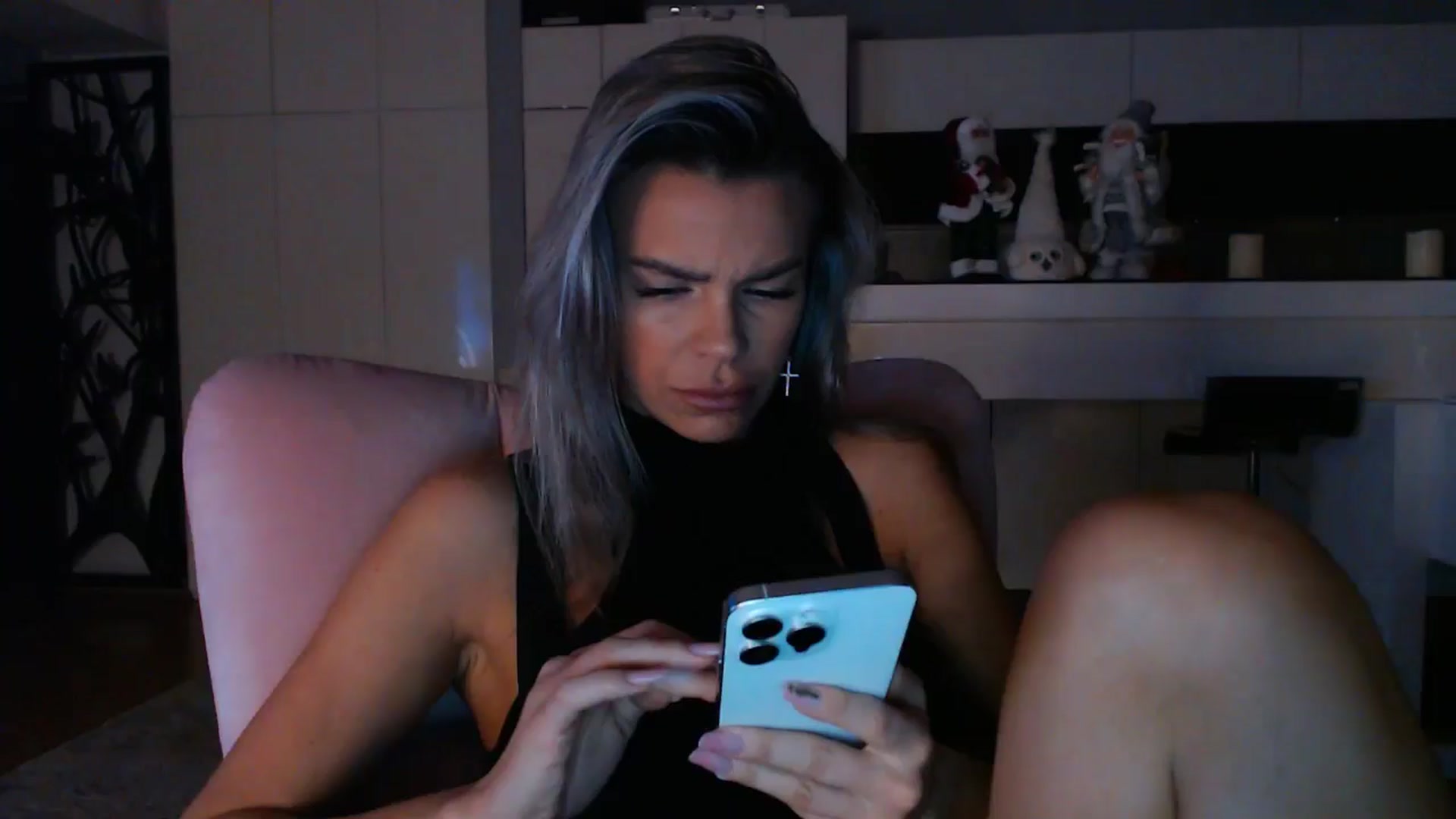 Gallery image thumbnail from D_y_y's myfreecams stream on, 12/10/2024, 05:48 image 1 of 20