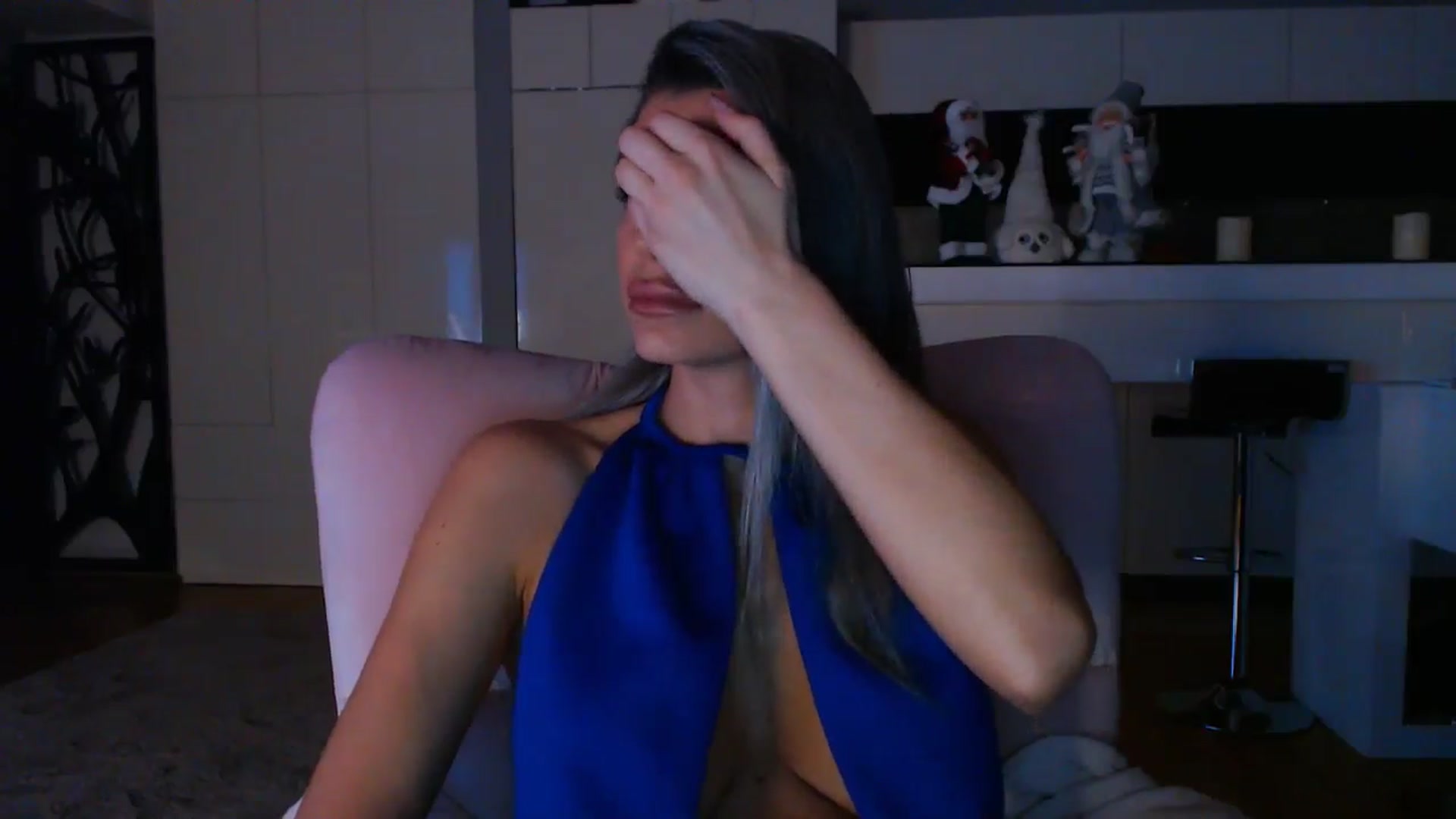 Gallery image thumbnail from D_y_y's myfreecams stream on, 12/11/2024, 05:43 image 3 of 20