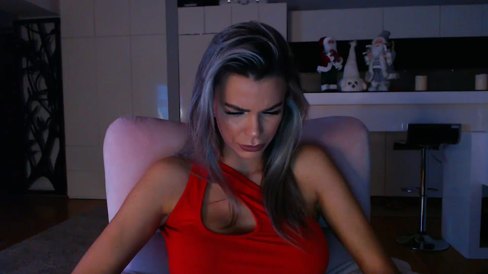 Gallery image thumbnail from D_y_y's myfreecams stream on, 12/15/2024, 06:06 image 2 of 20