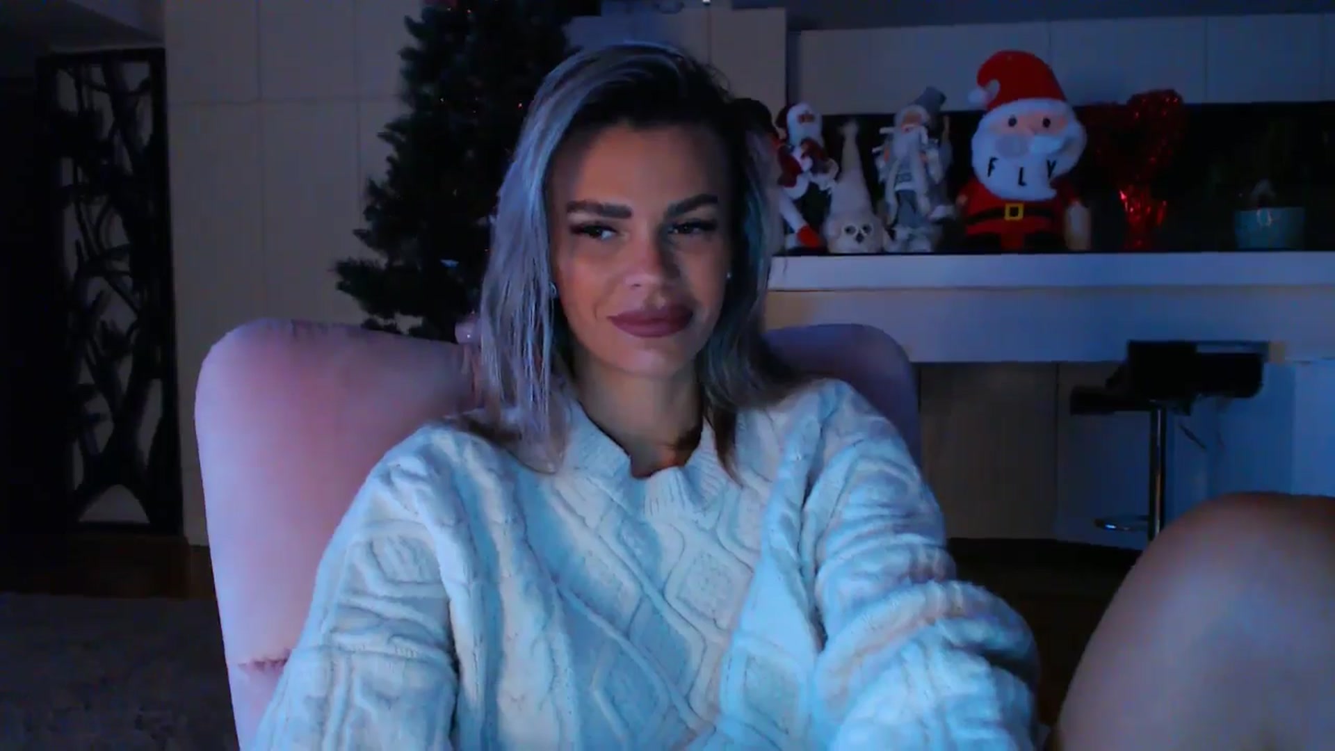 Gallery image thumbnail from D_y_y's myfreecams stream on, 12/17/2024, 05:58 image 14 of 20