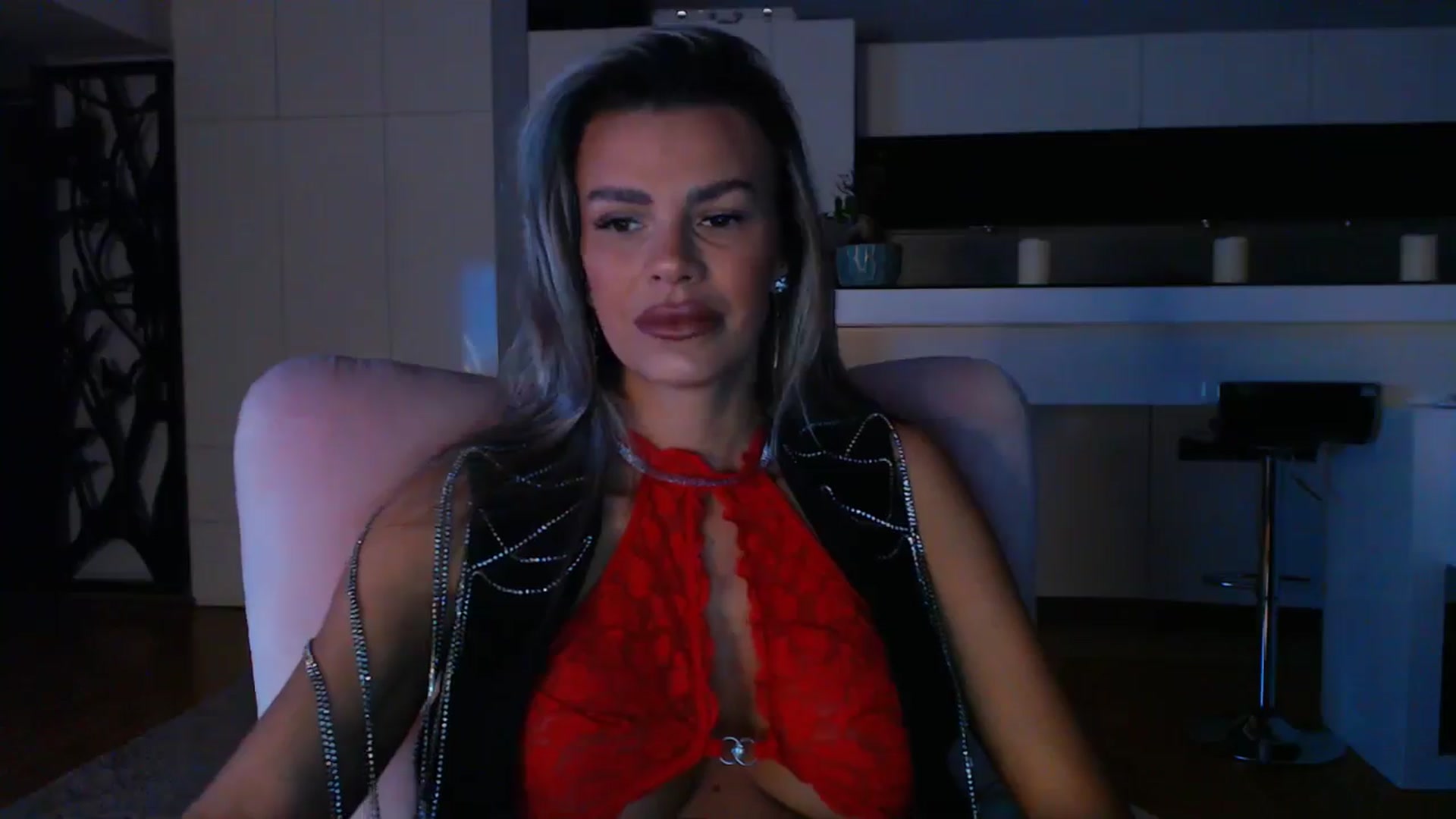 Gallery image thumbnail from D_y_y's myfreecams stream on, 01/04/2025, 05:58 image 9 of 20