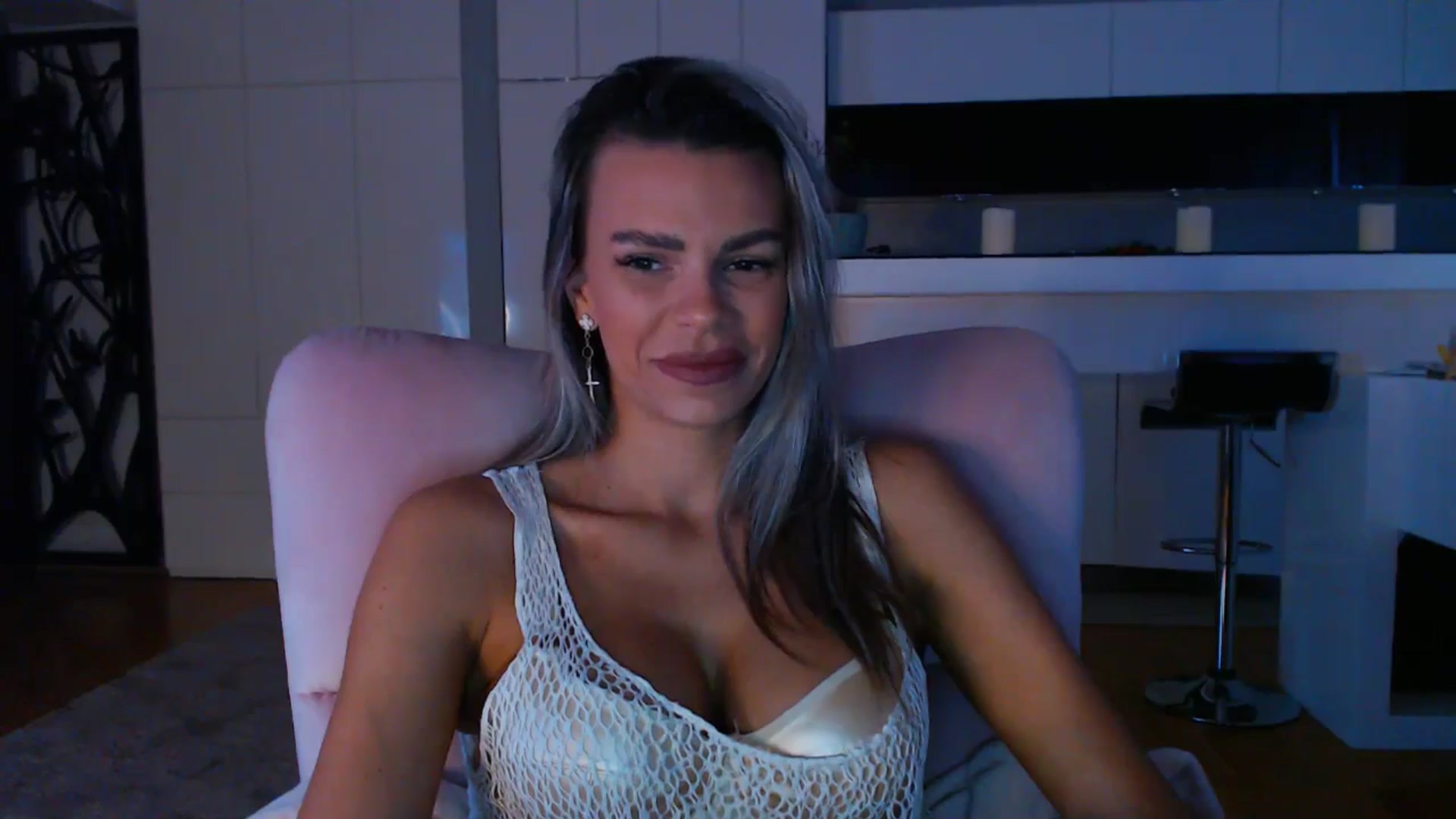 Gallery image thumbnail from D_y_y's myfreecams stream on, 01/05/2025, 06:13 image 19 of 20