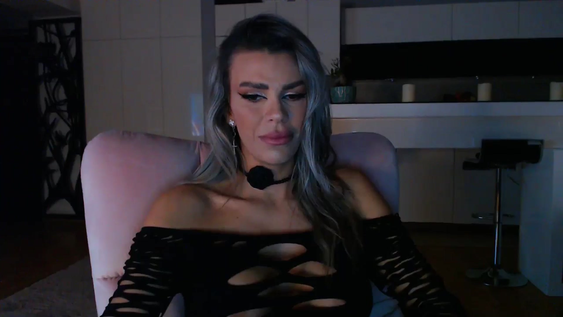 Gallery image thumbnail from D_y_y's myfreecams stream on, 01/12/2025, 05:49 image 14 of 20