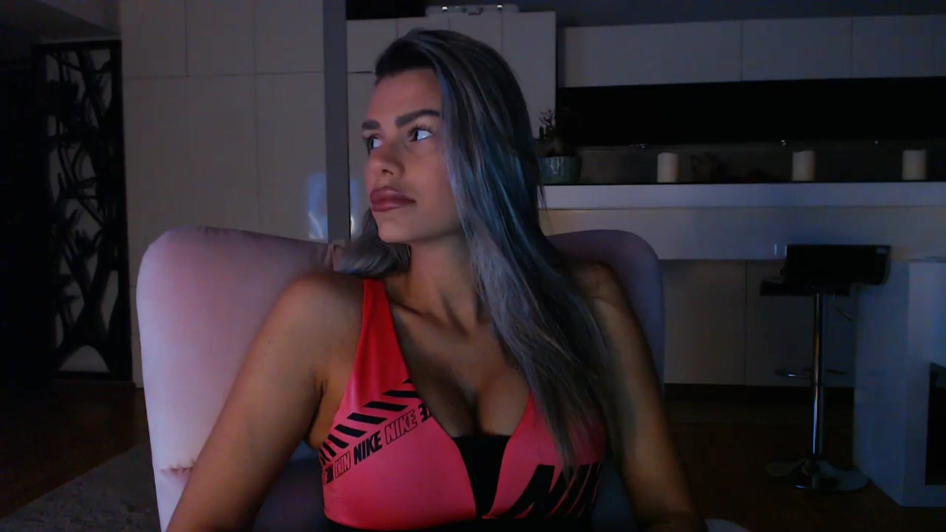 Gallery image thumbnail from D_y_y's myfreecams stream on, 01/16/2025, 05:48 image 11 of 20