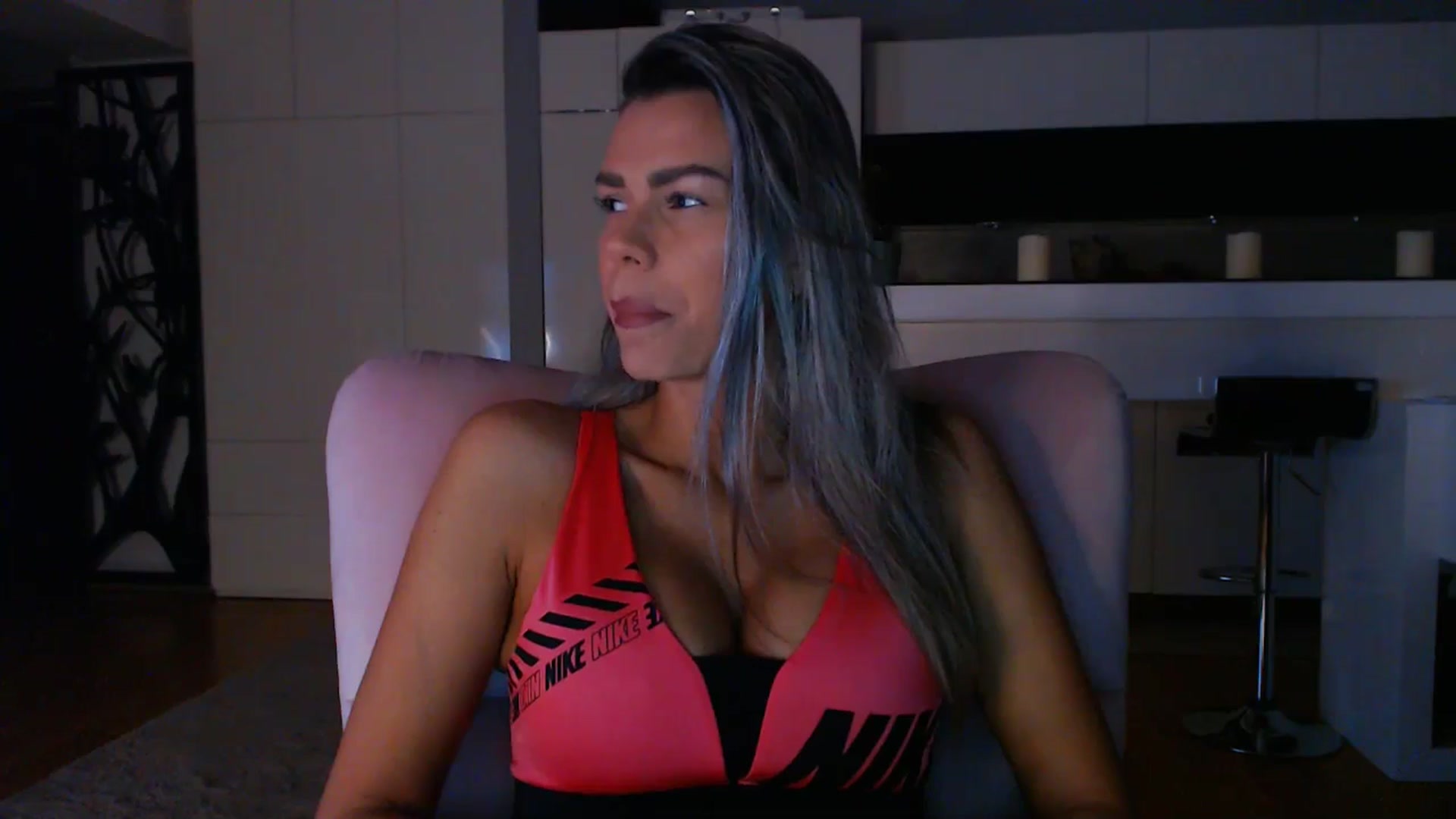 Gallery image thumbnail from D_y_y's myfreecams stream on, 01/16/2025, 05:48 image 13 of 20