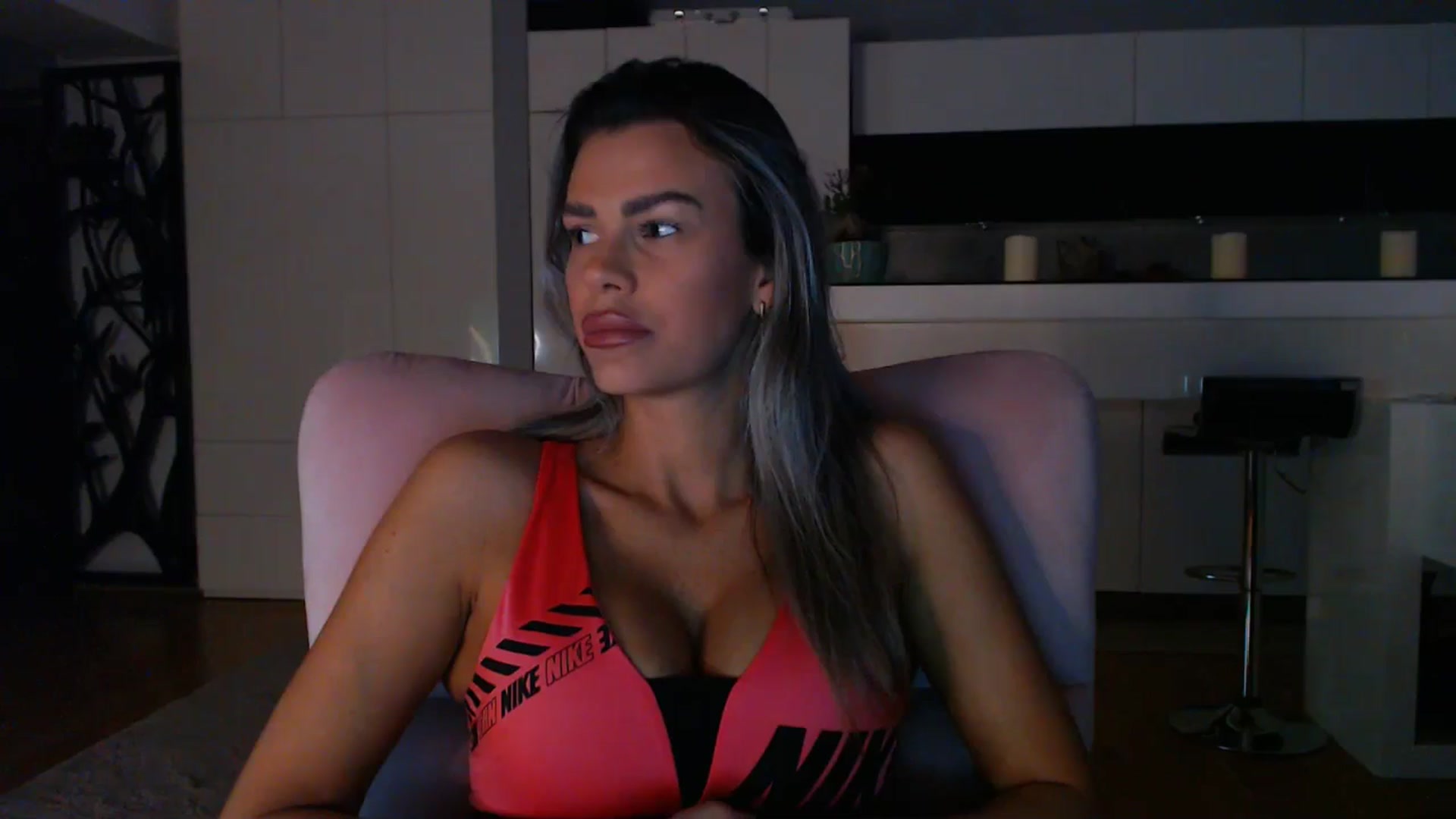 Gallery image thumbnail from D_y_y's myfreecams stream on, 01/16/2025, 05:48 image 20 of 20