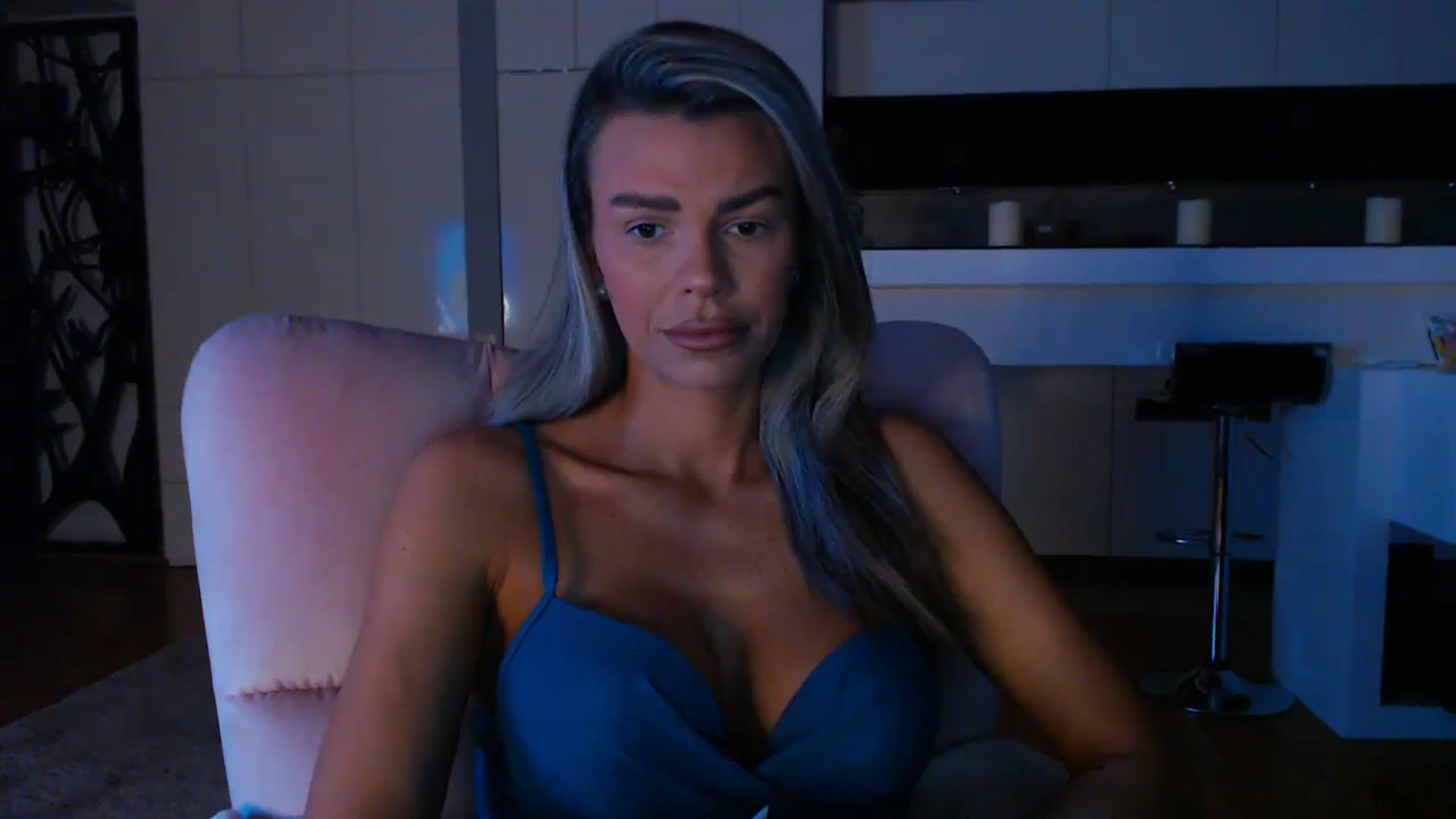 Gallery image thumbnail from D_y_y's myfreecams stream on, 01/22/2025, 05:22 image 8 of 20