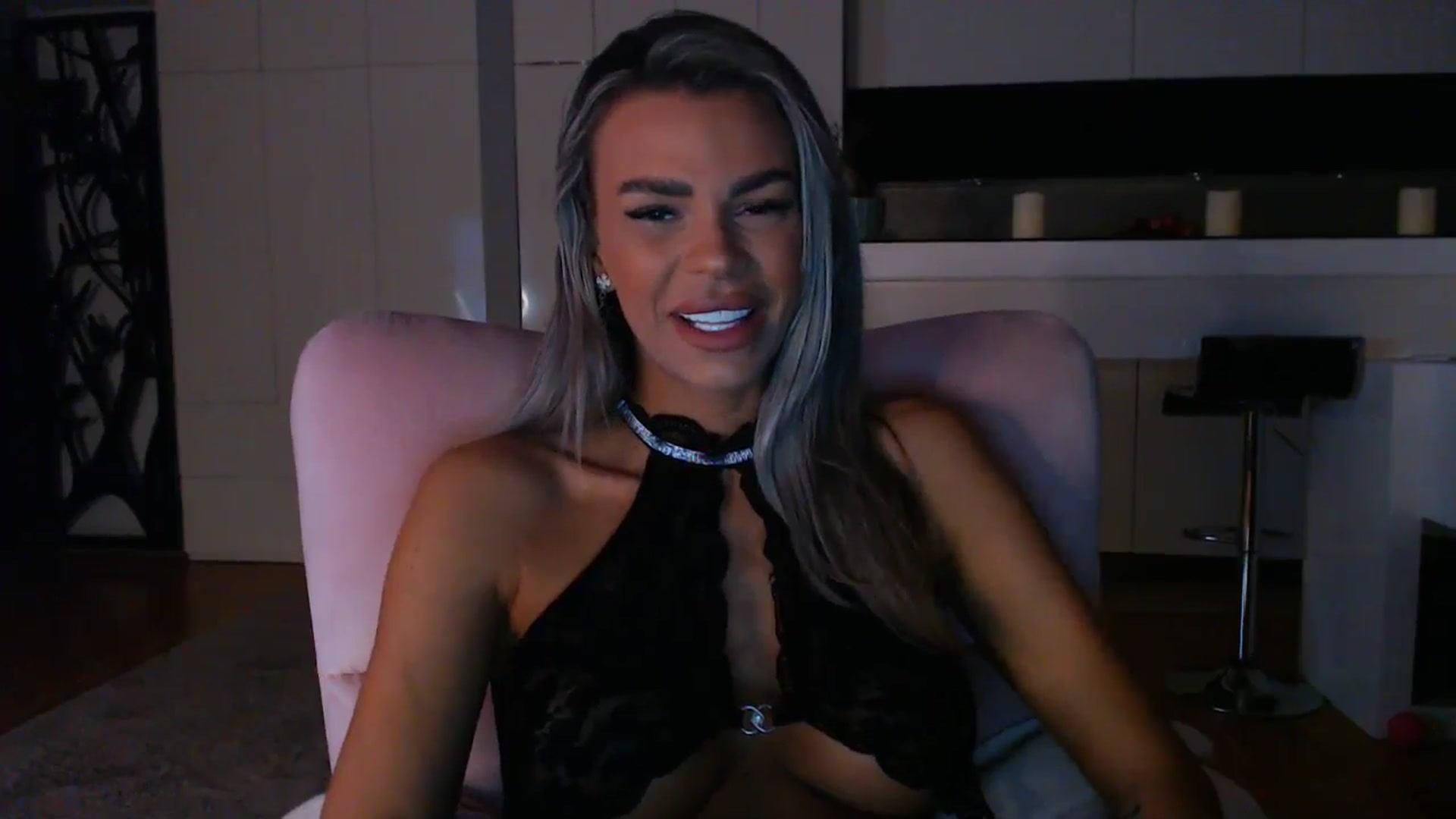 Gallery image thumbnail from D_y_y's myfreecams stream on, 01/29/2025, 05:16 image 12 of 20
