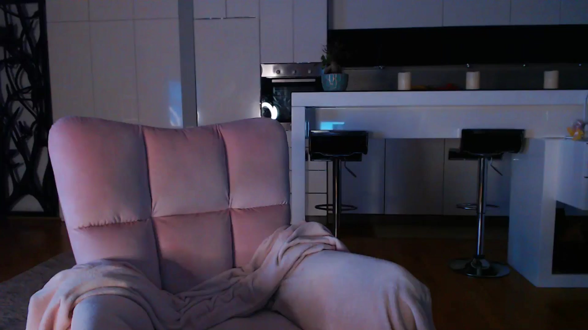 Gallery image thumbnail from D_y_y's myfreecams stream on, 02/06/2025, 06:22 image 1 of 20