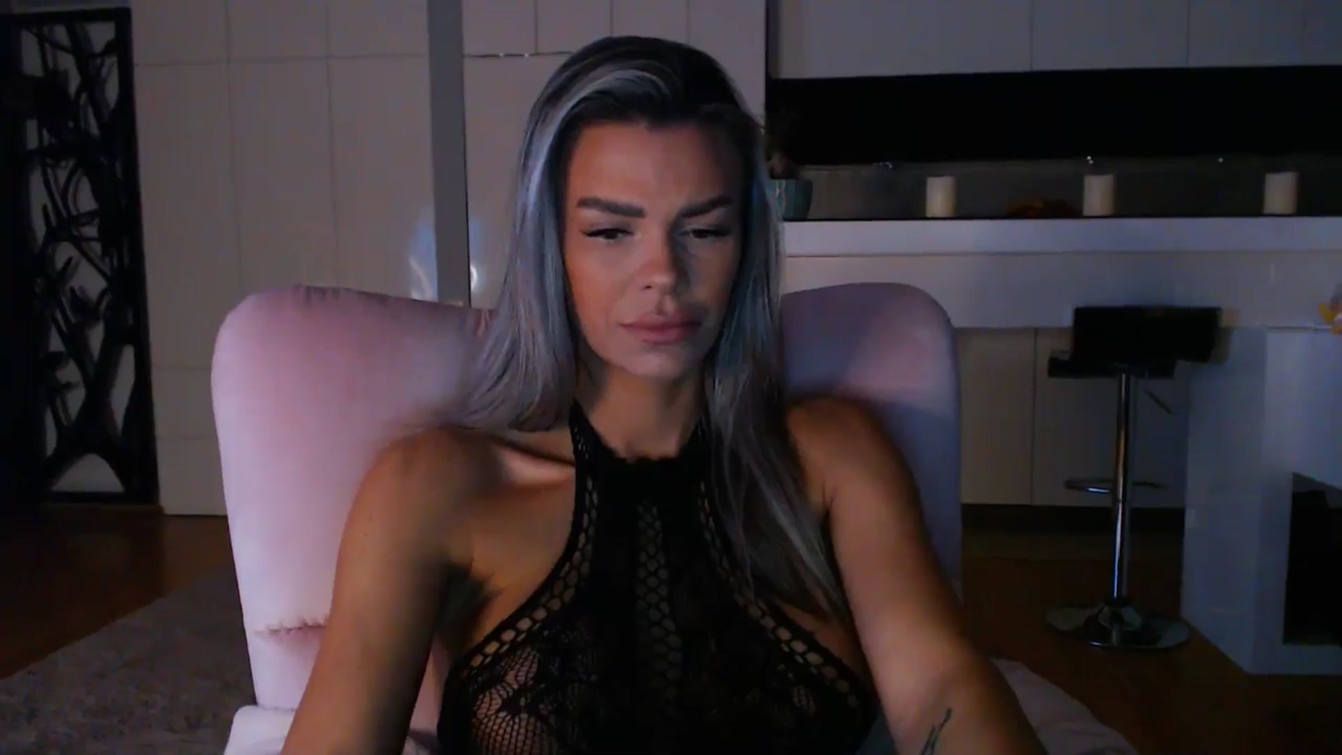 Gallery image thumbnail from D_y_y's myfreecams stream on, 02/07/2025, 05:36 image 13 of 20