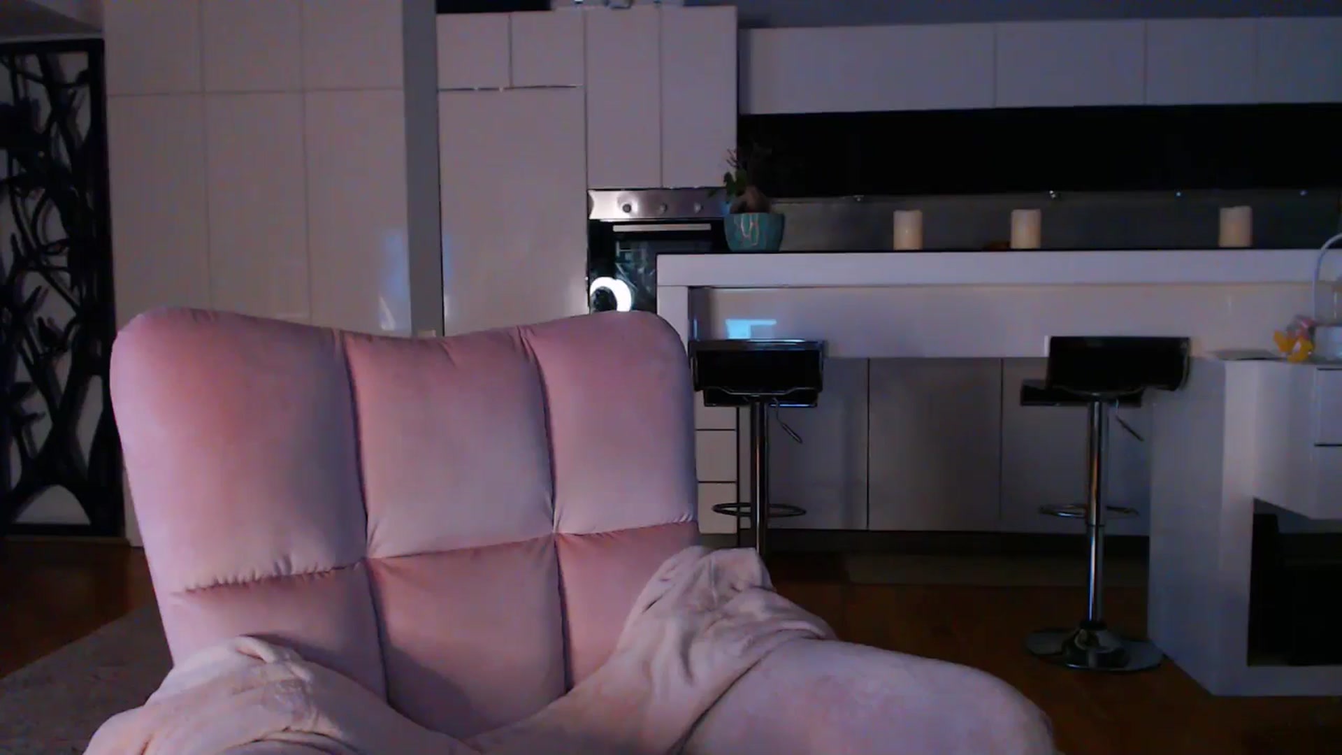 Gallery image thumbnail from D_y_y's myfreecams stream on, 02/14/2025, 05:44 image 13 of 20