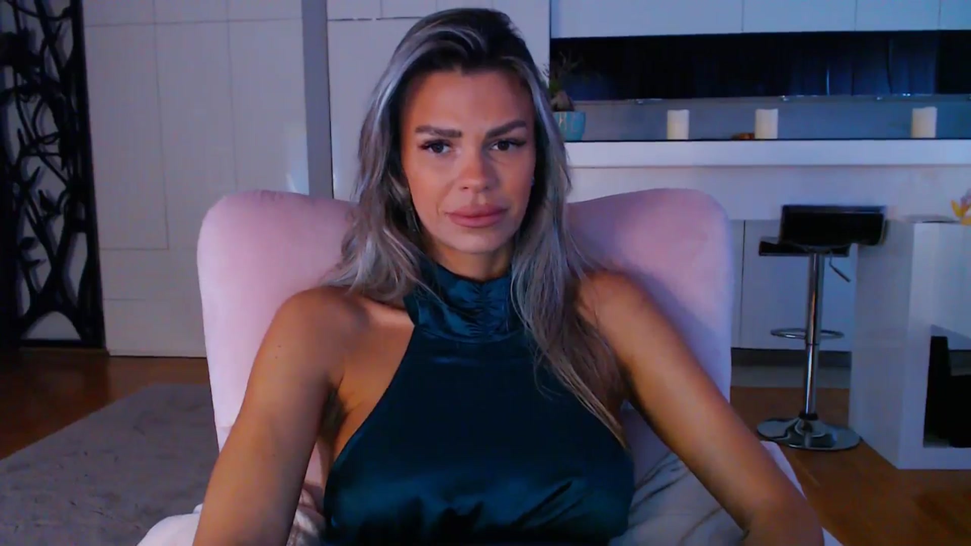 Gallery image thumbnail from D_y_y's myfreecams stream on, 02/14/2025, 06:20 image 2 of 20