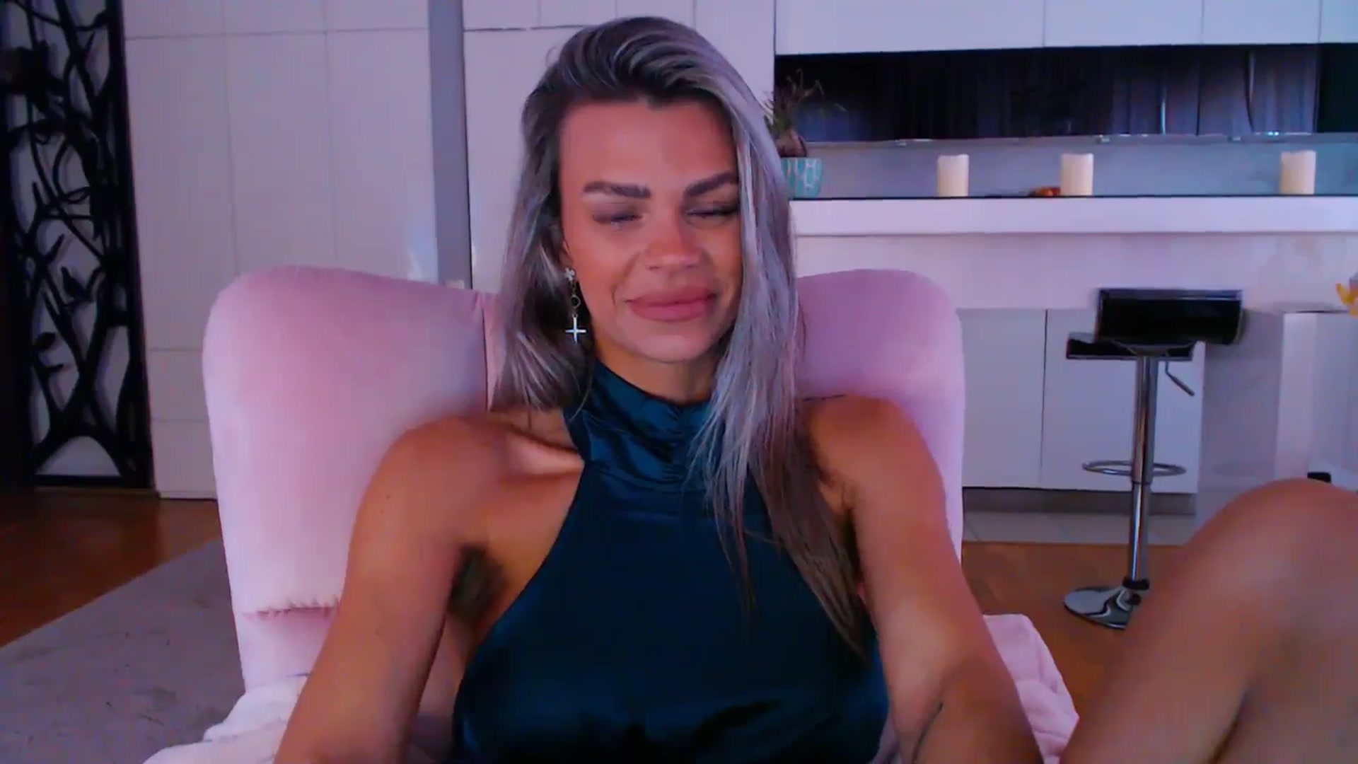 Gallery image thumbnail from D_y_y's myfreecams stream on, 02/14/2025, 06:20 image 12 of 20