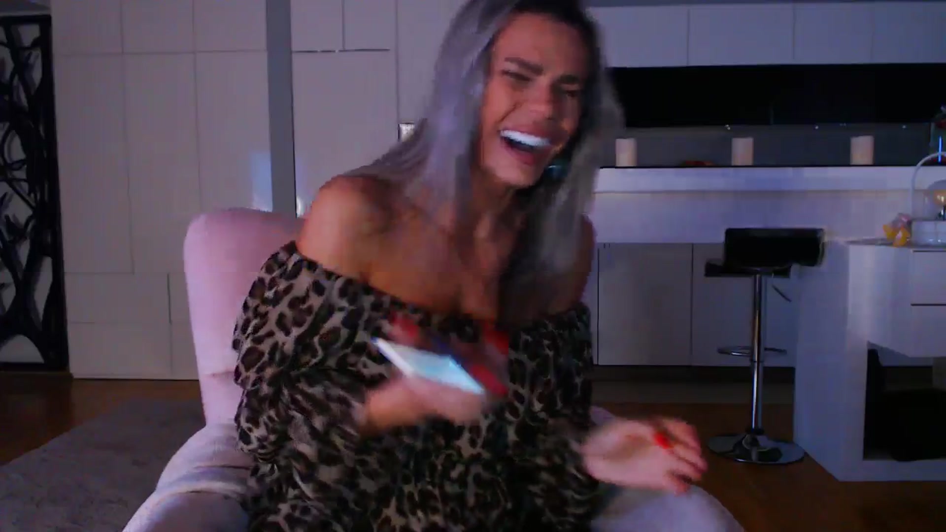 Gallery image thumbnail from D_y_y's myfreecams stream on, 02/15/2025, 06:29 image 14 of 20