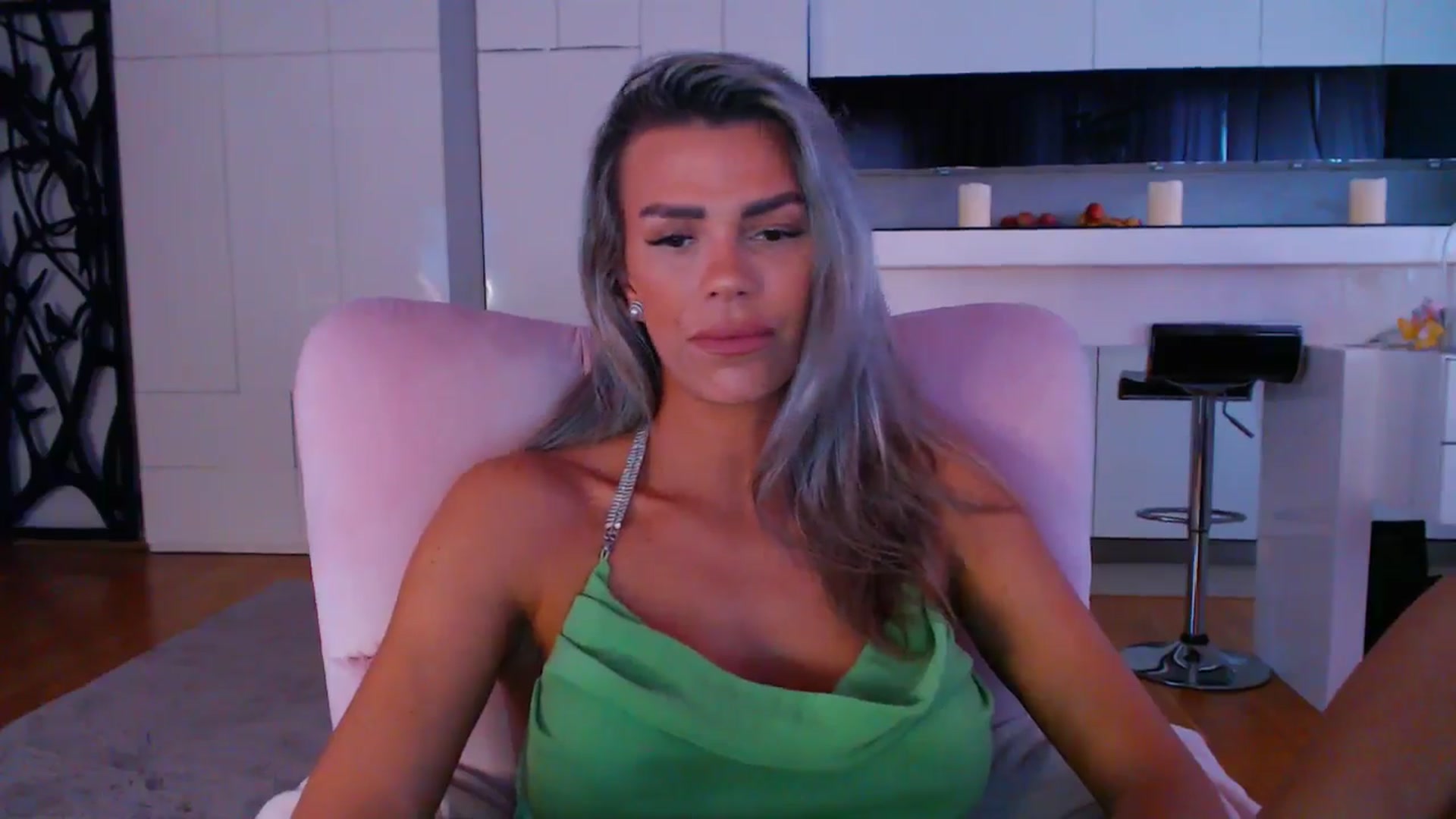 Gallery image thumbnail from D_y_y's myfreecams stream on, 02/18/2025, 06:08 image 20 of 20