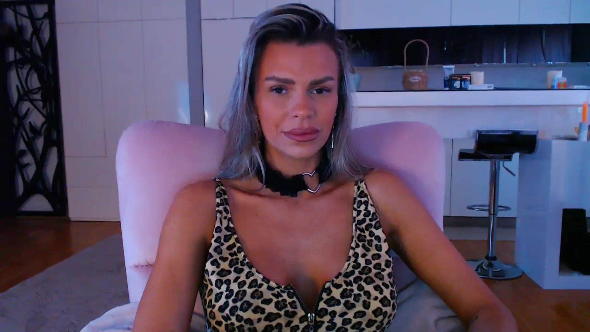 Gallery image thumbnail from D_y_y's myfreecams stream on, 03/09/2025, 05:34 image 19 of 20